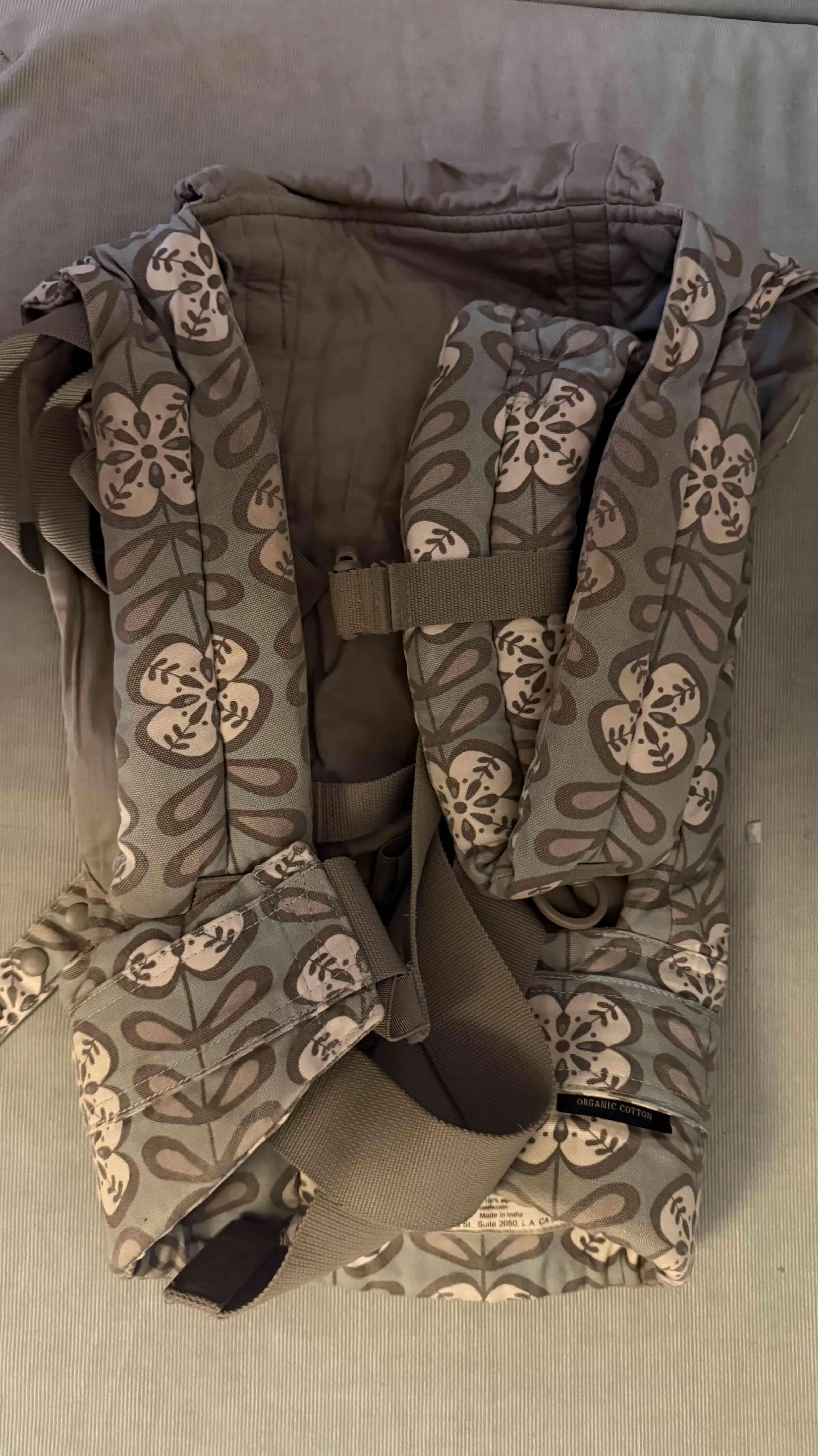 Portabebés Ergobaby gris - miniatura 4