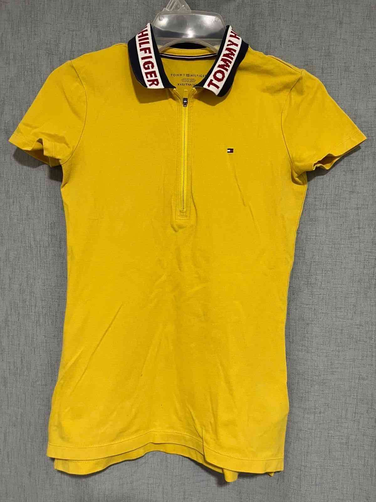 Polera amarilla Tommy Hilfiger