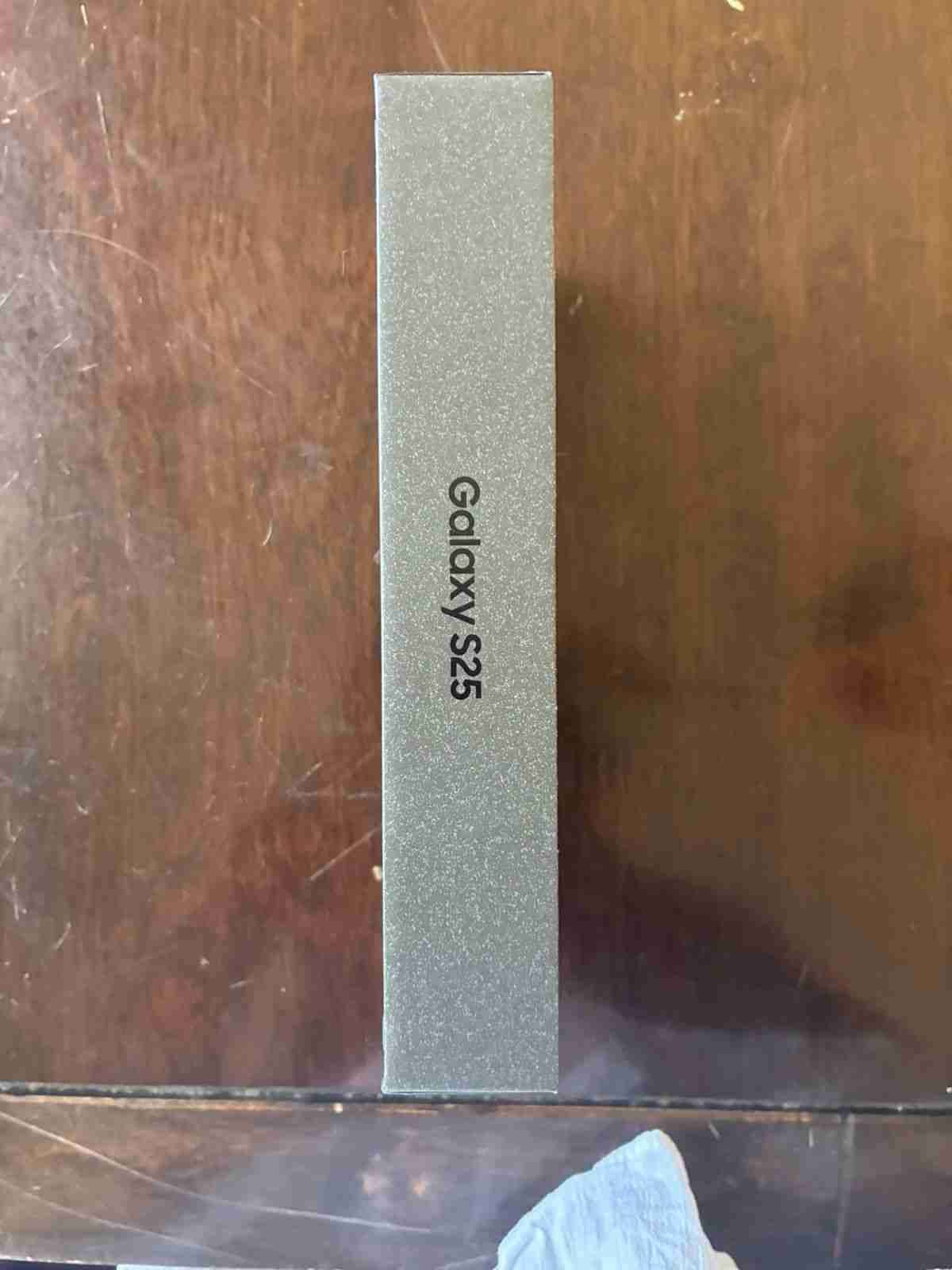 Smartphone Galaxy S25 nuevo 256Gb - miniatura 5