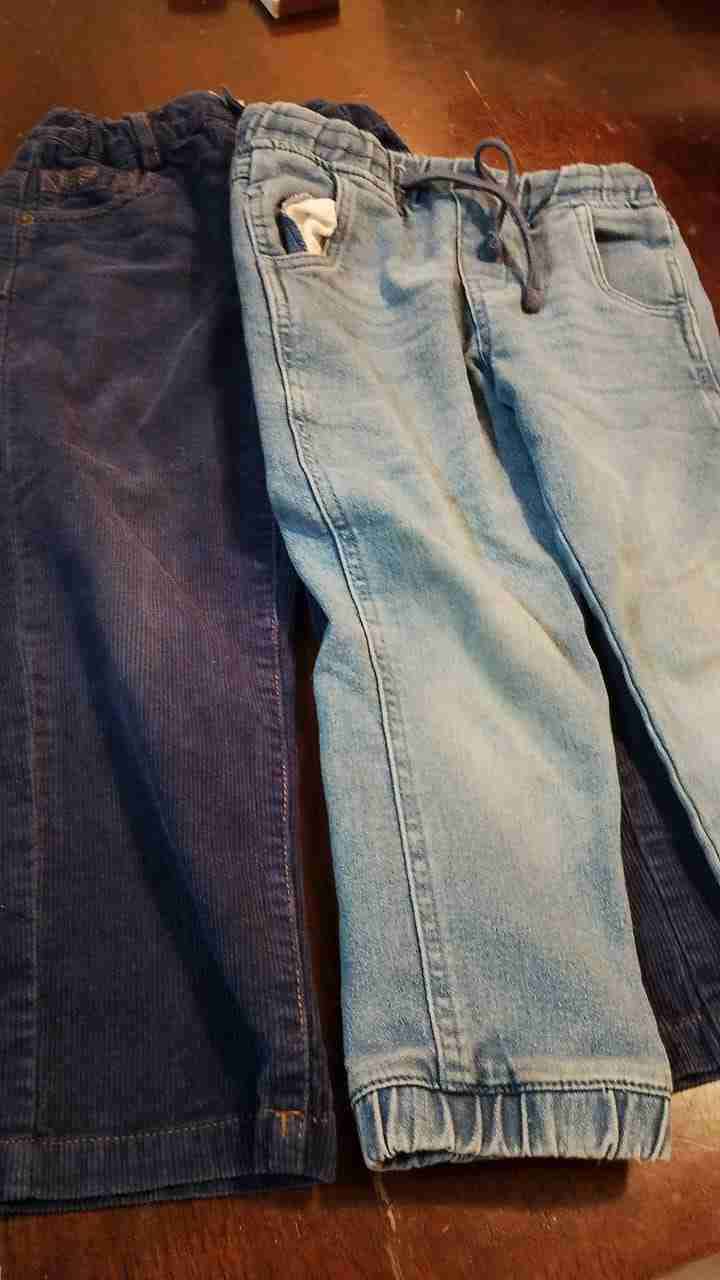 Jeans desgastados para niños - miniatura 2