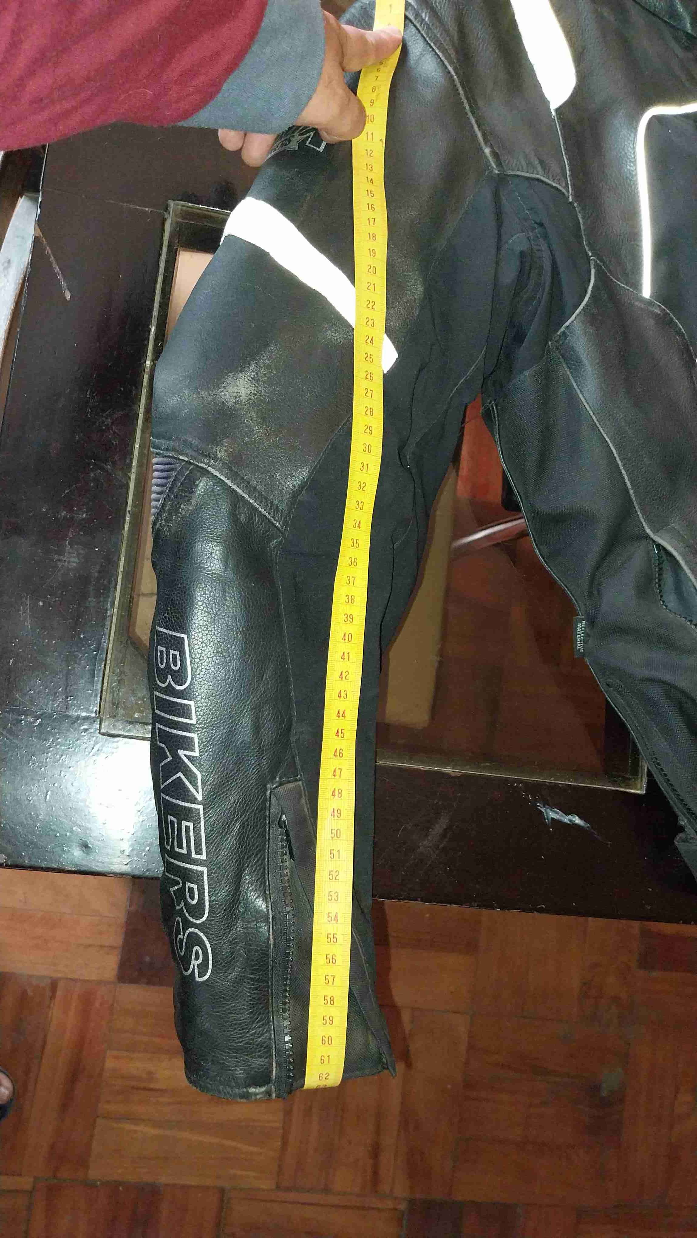 Chaqueta de moto negra con protecciones - miniatura 5