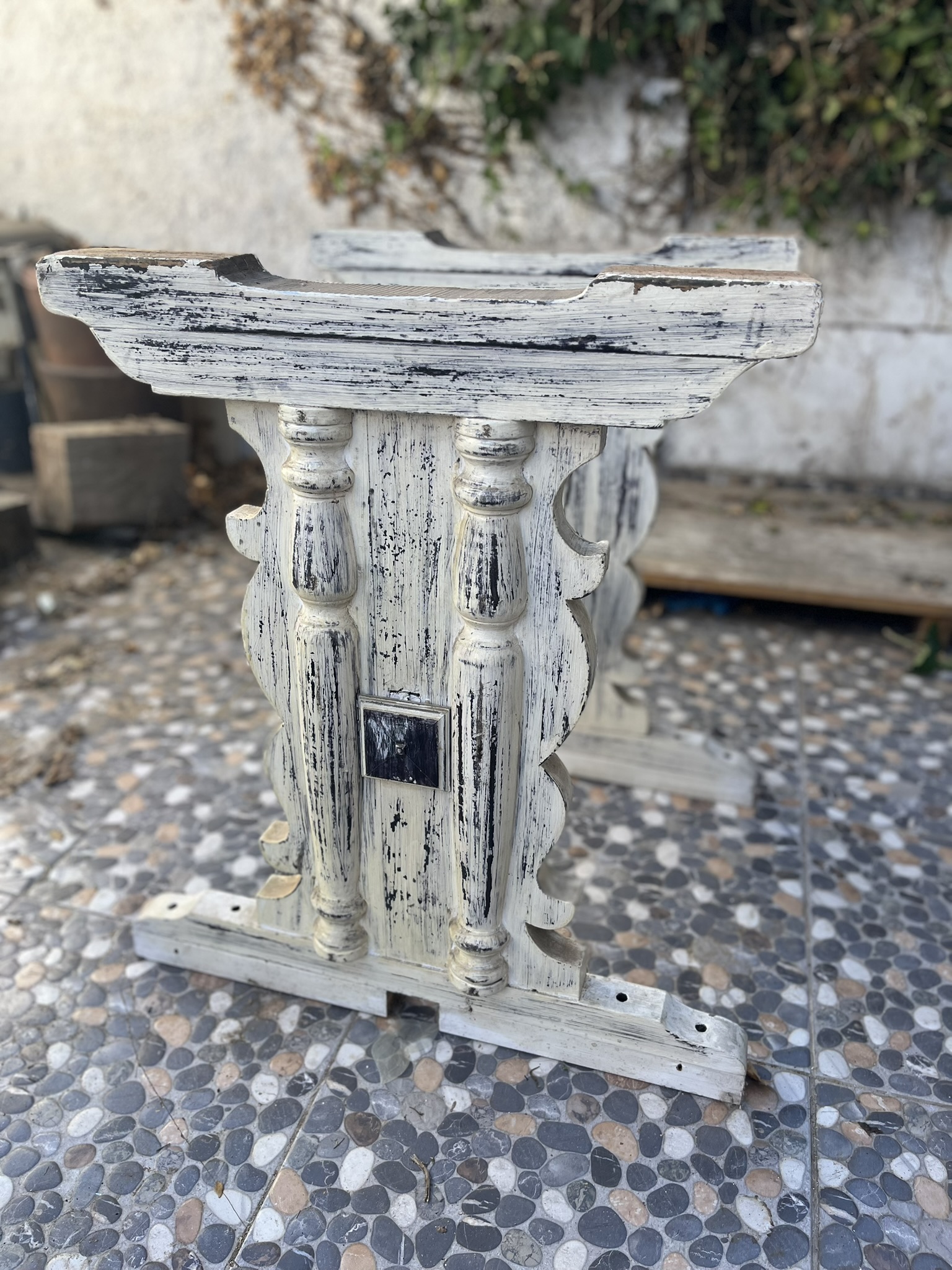 Mesa rústica vintage - miniatura 1