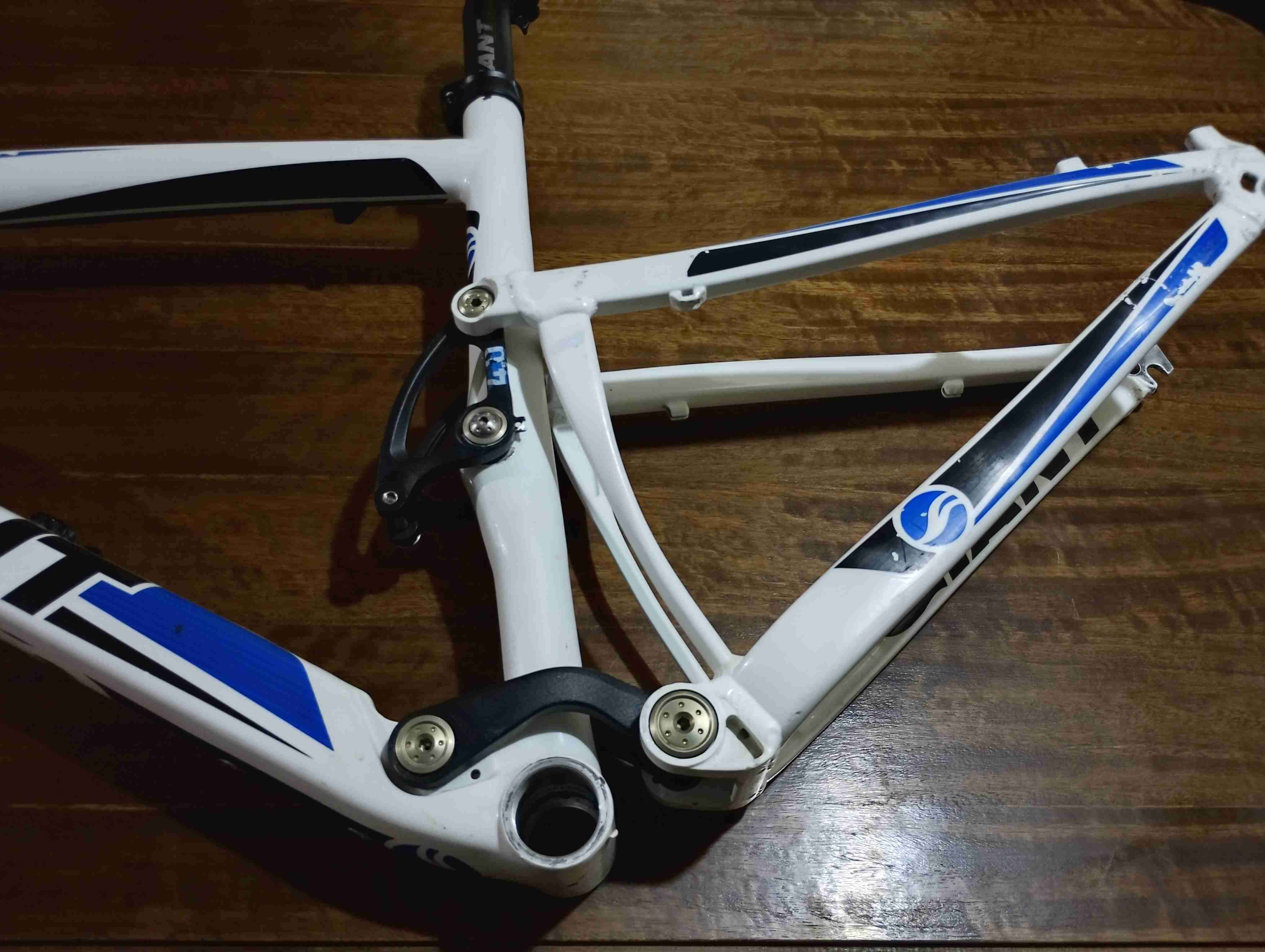 Cuadro de bicicleta Giant anthem carbono - 2