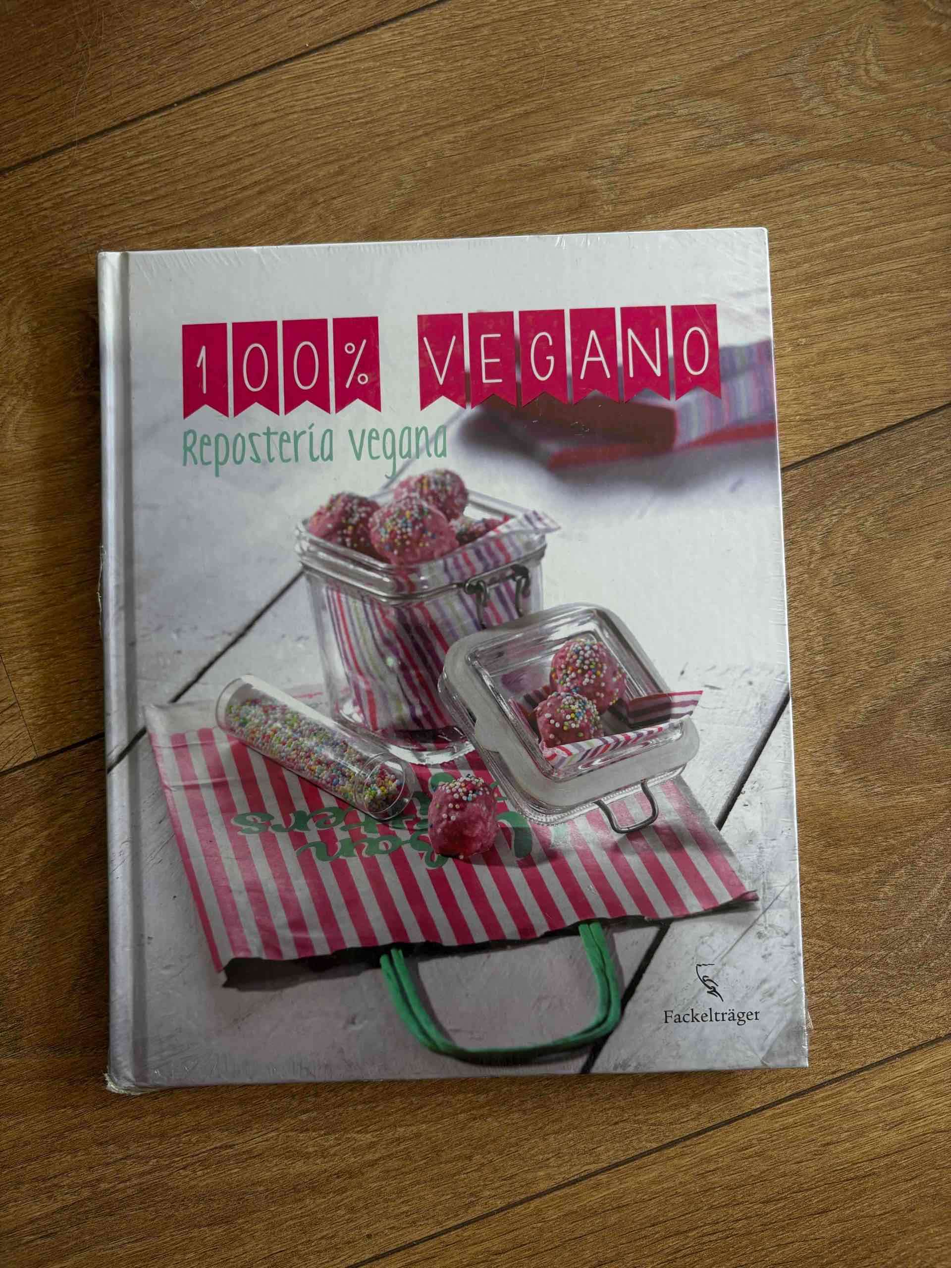 Libro '100% Vegano' de repostería - 1