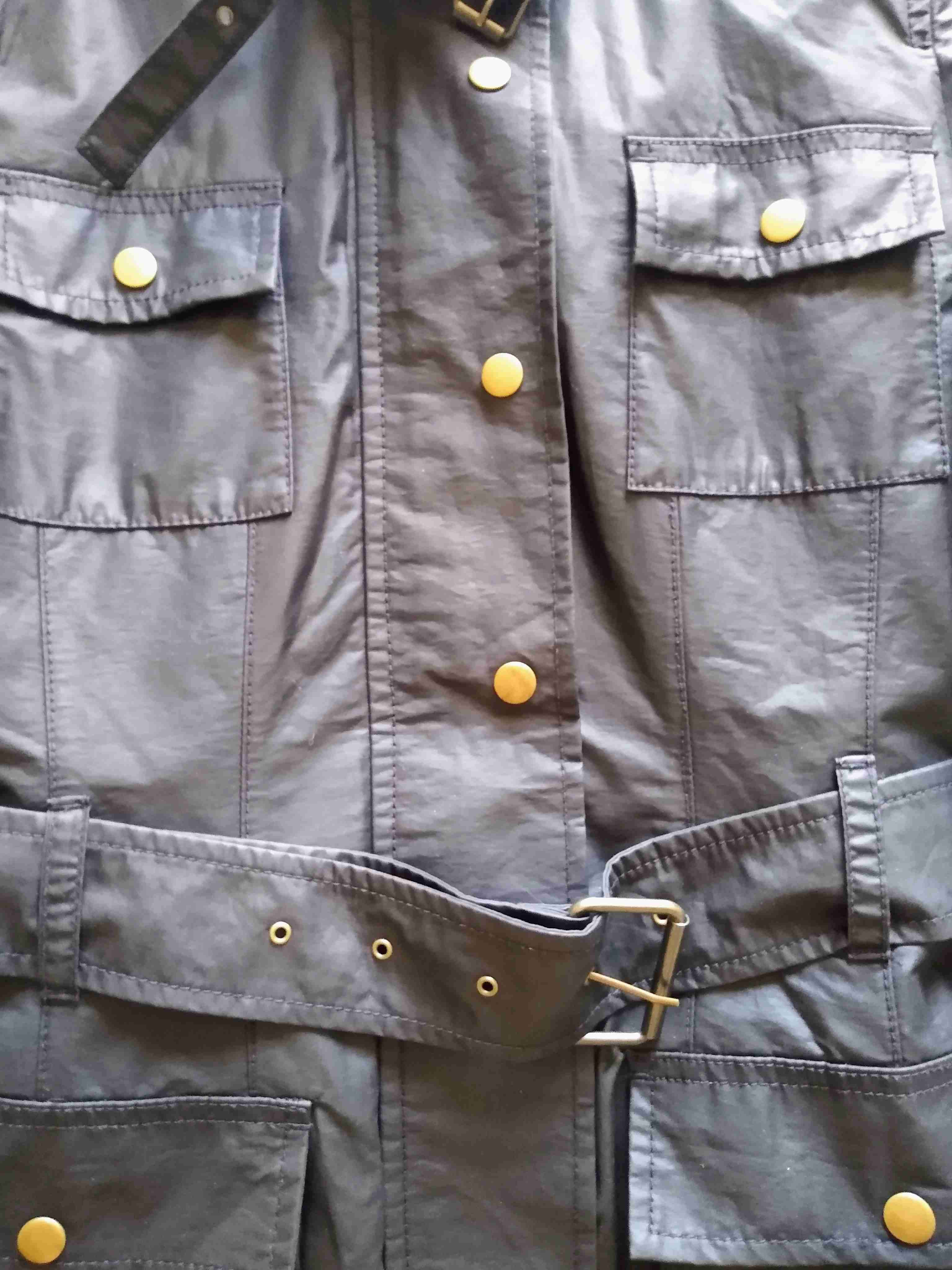 Chaqueta negra con cinturón - miniatura 6