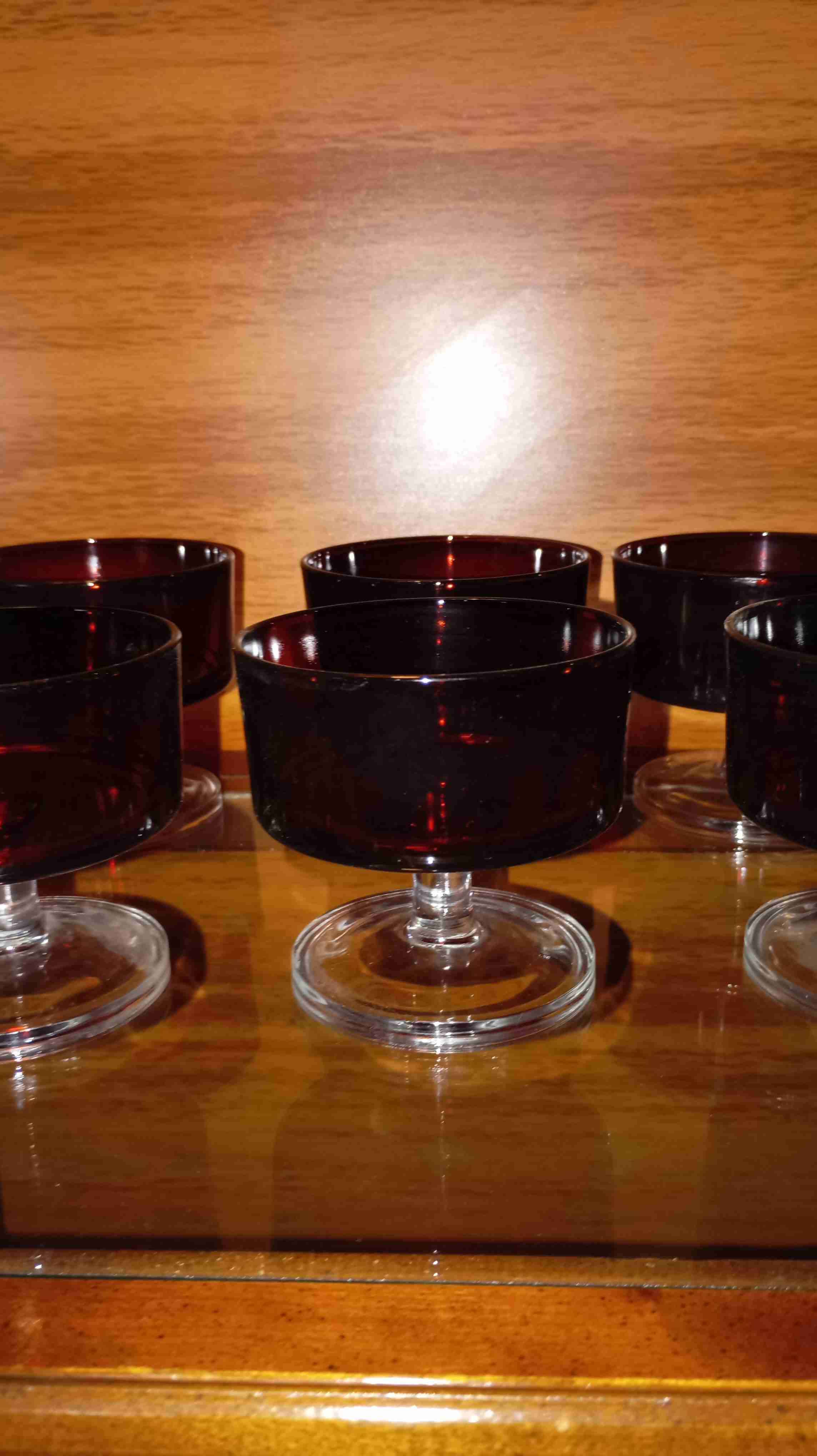 Set de copas de vidrio francesas. - 2