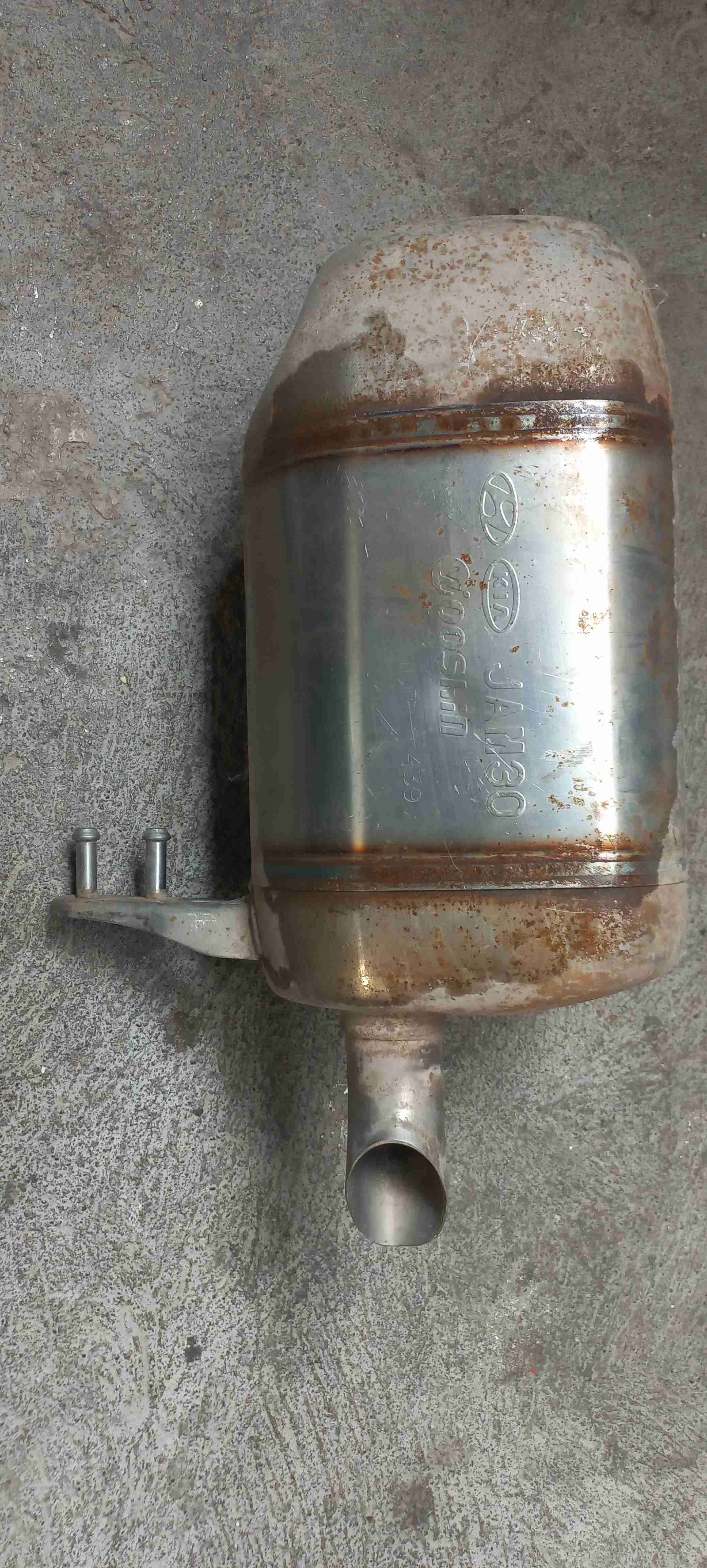 Silenciador Final de Kia Morning Usado - miniatura 2