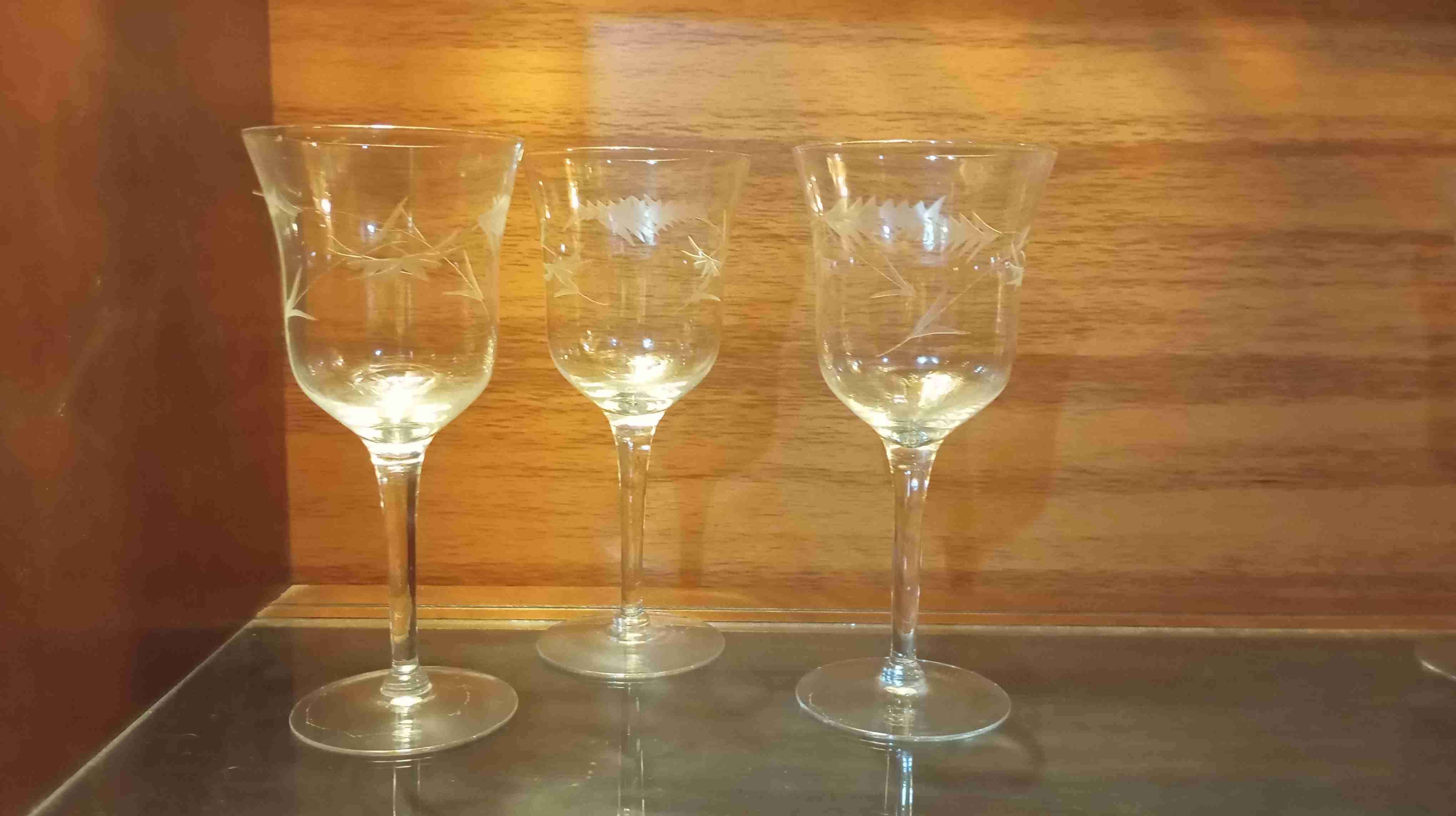 Juego de copas de cristal grabadas - miniatura 2