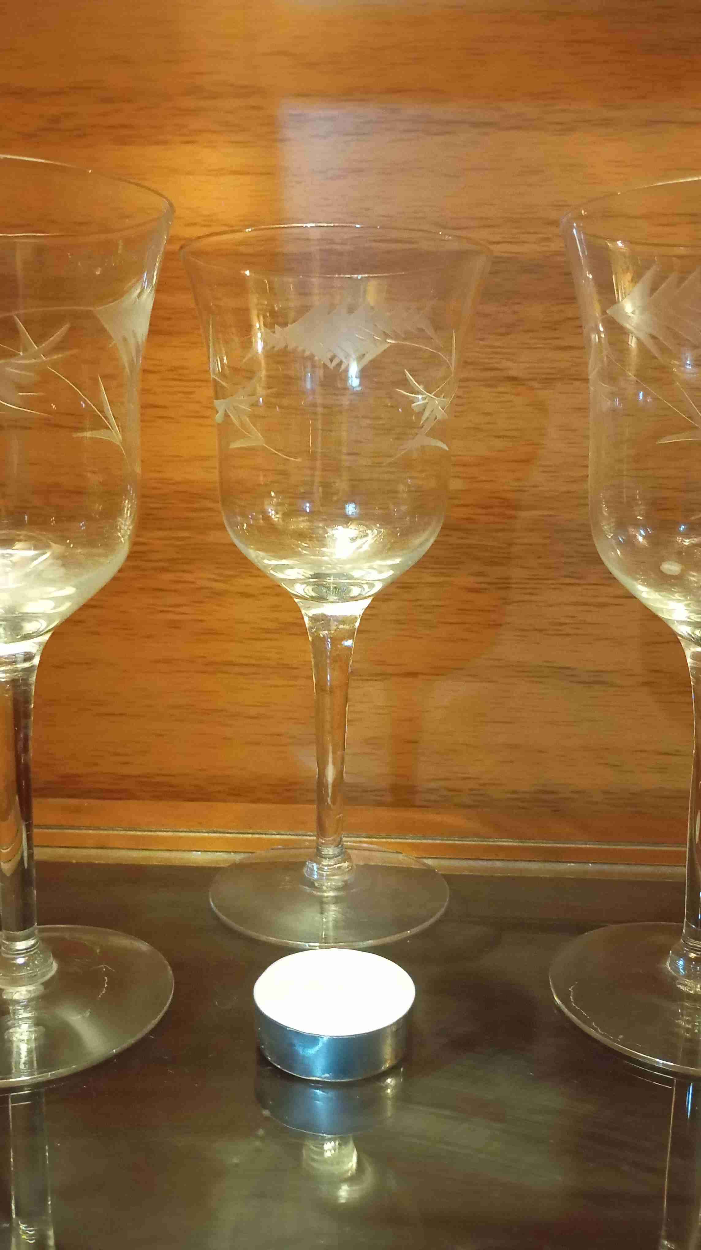 Juego de copas de cristal grabadas - miniatura 3