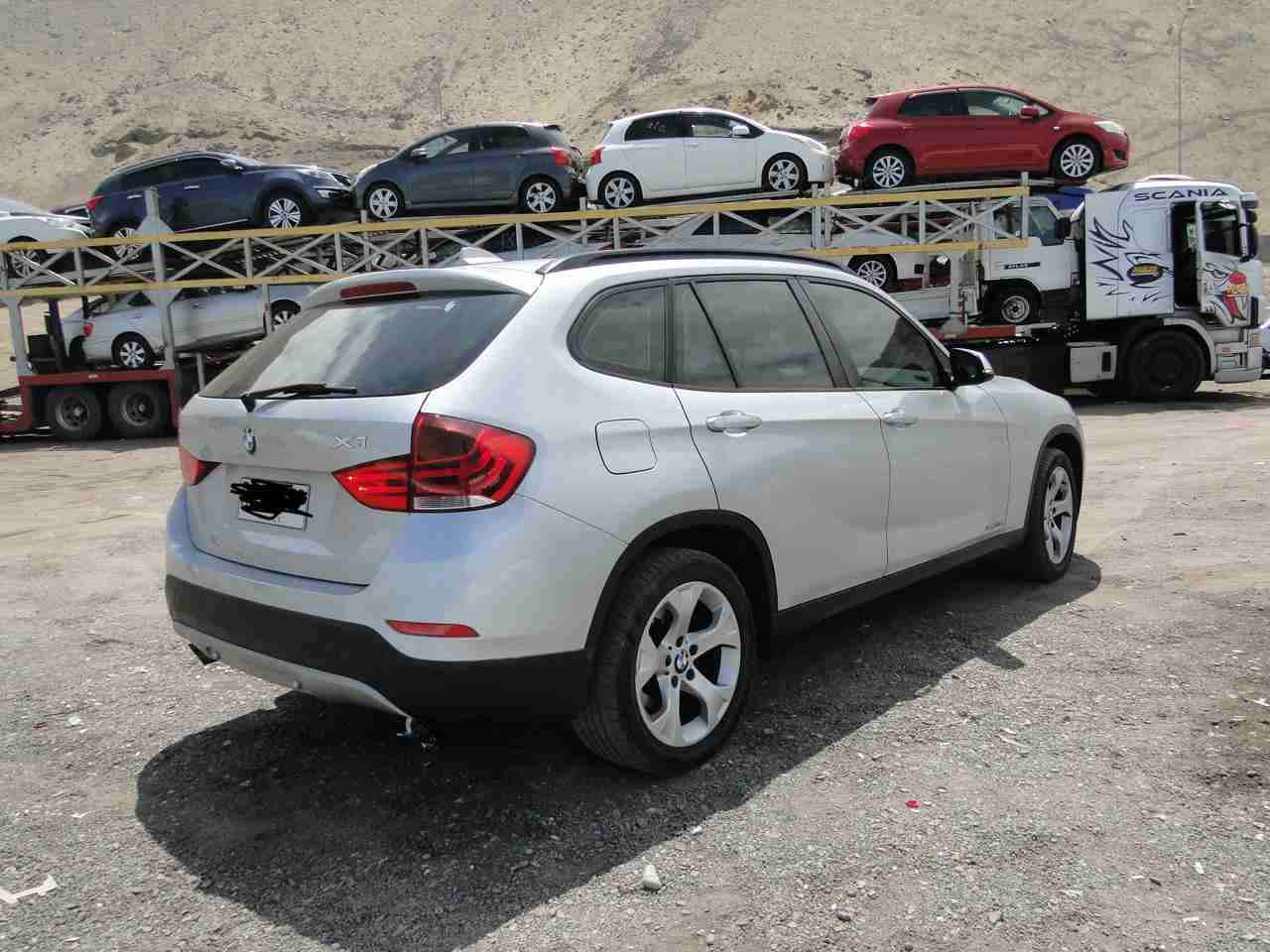 SUV BMW X1 Diesel. gris en excelente Estado - 4