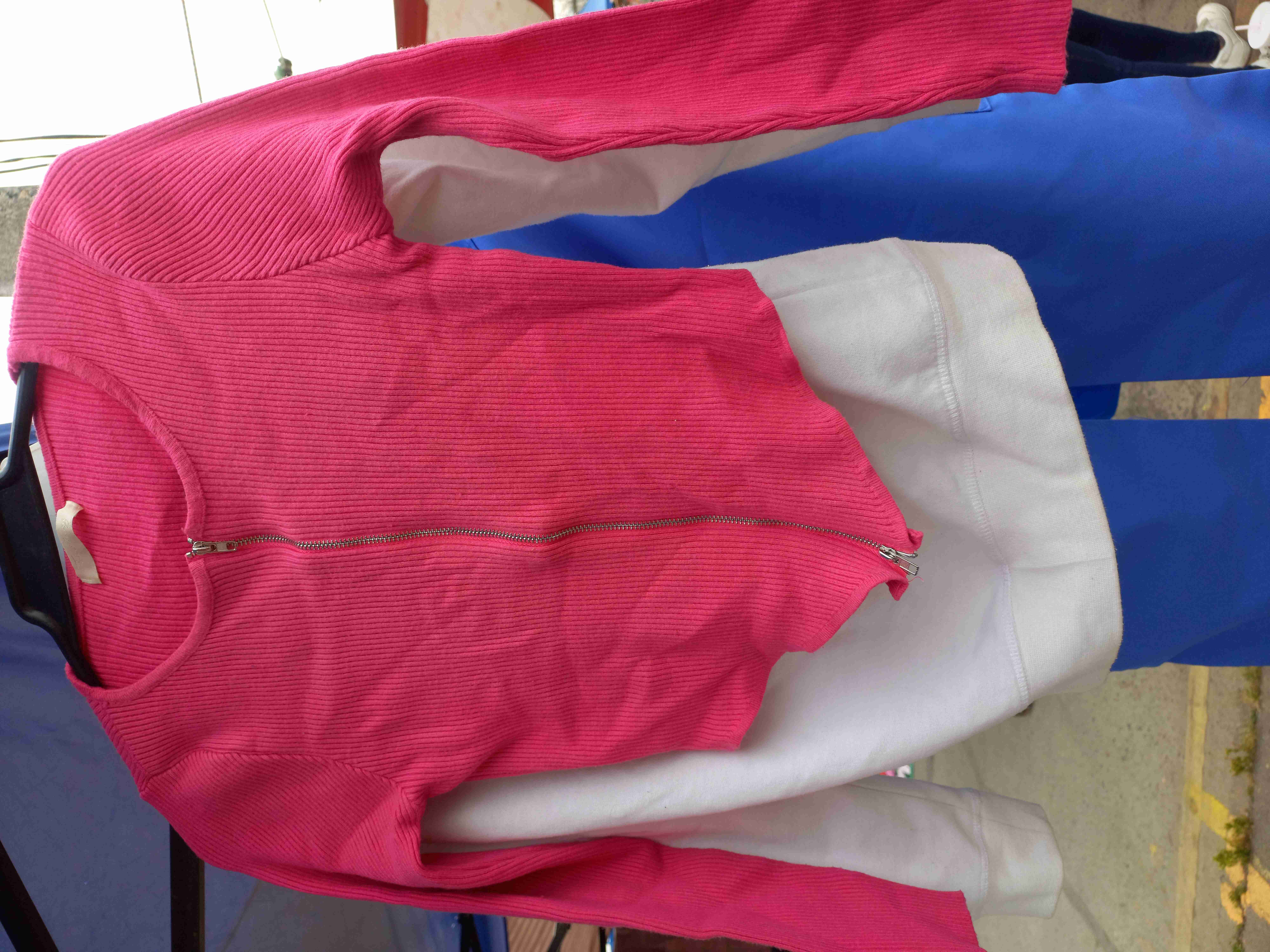 Crop con cierre talla standar bien pequeña - 1