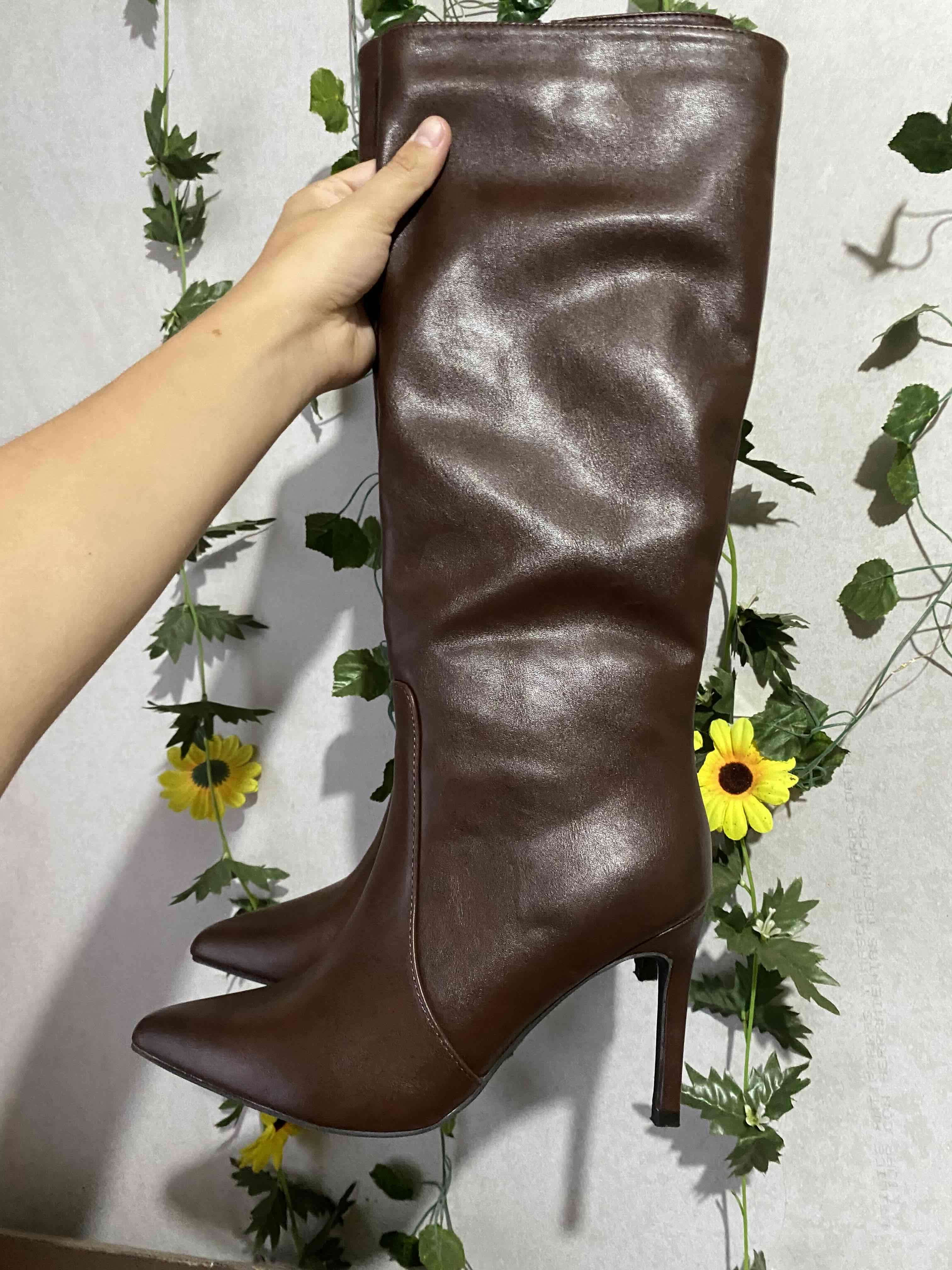 Botas tacón aguja de cuero marrón - miniatura 3