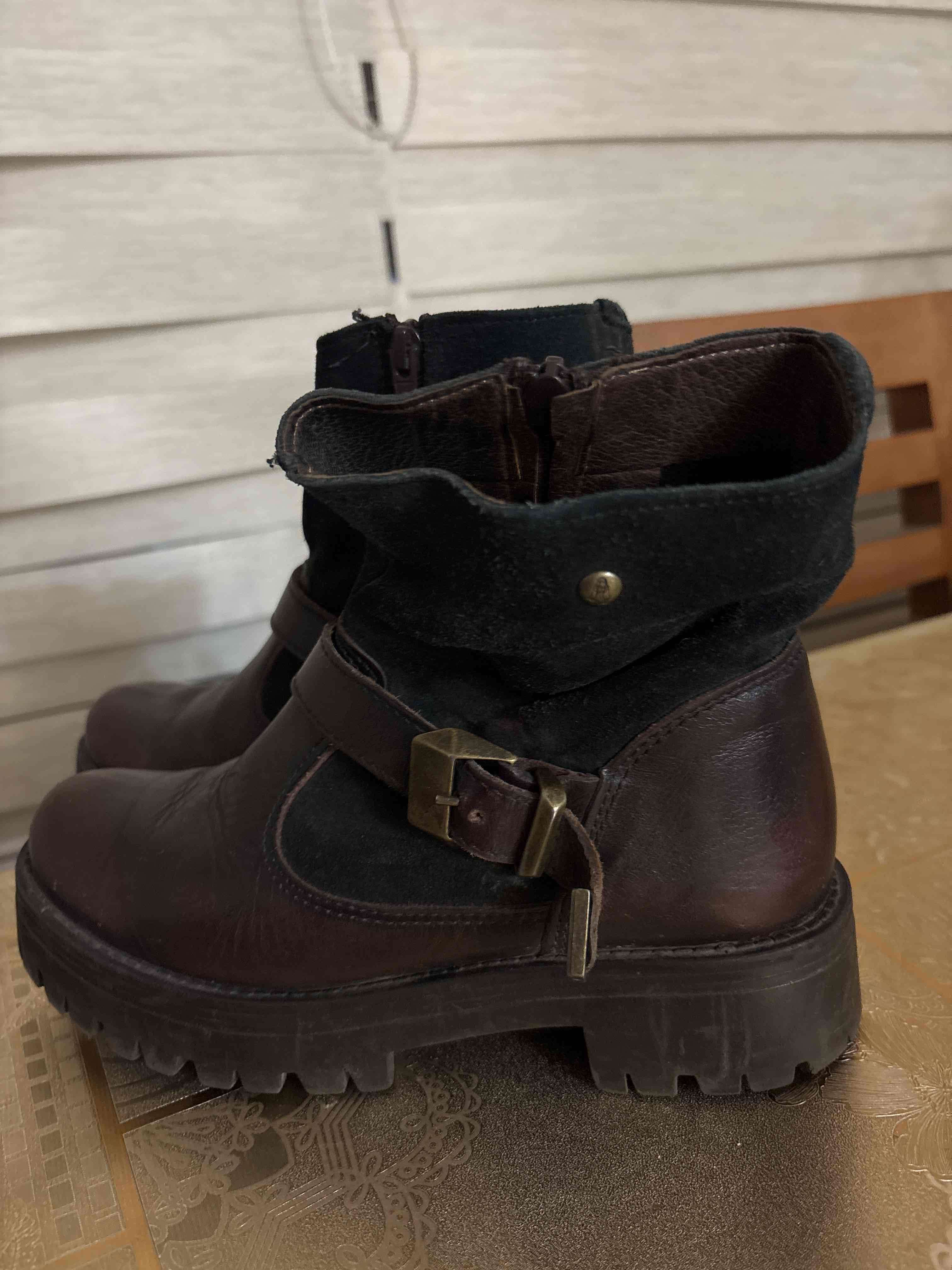 Botines negros de cuero hush puppies - miniatura 2