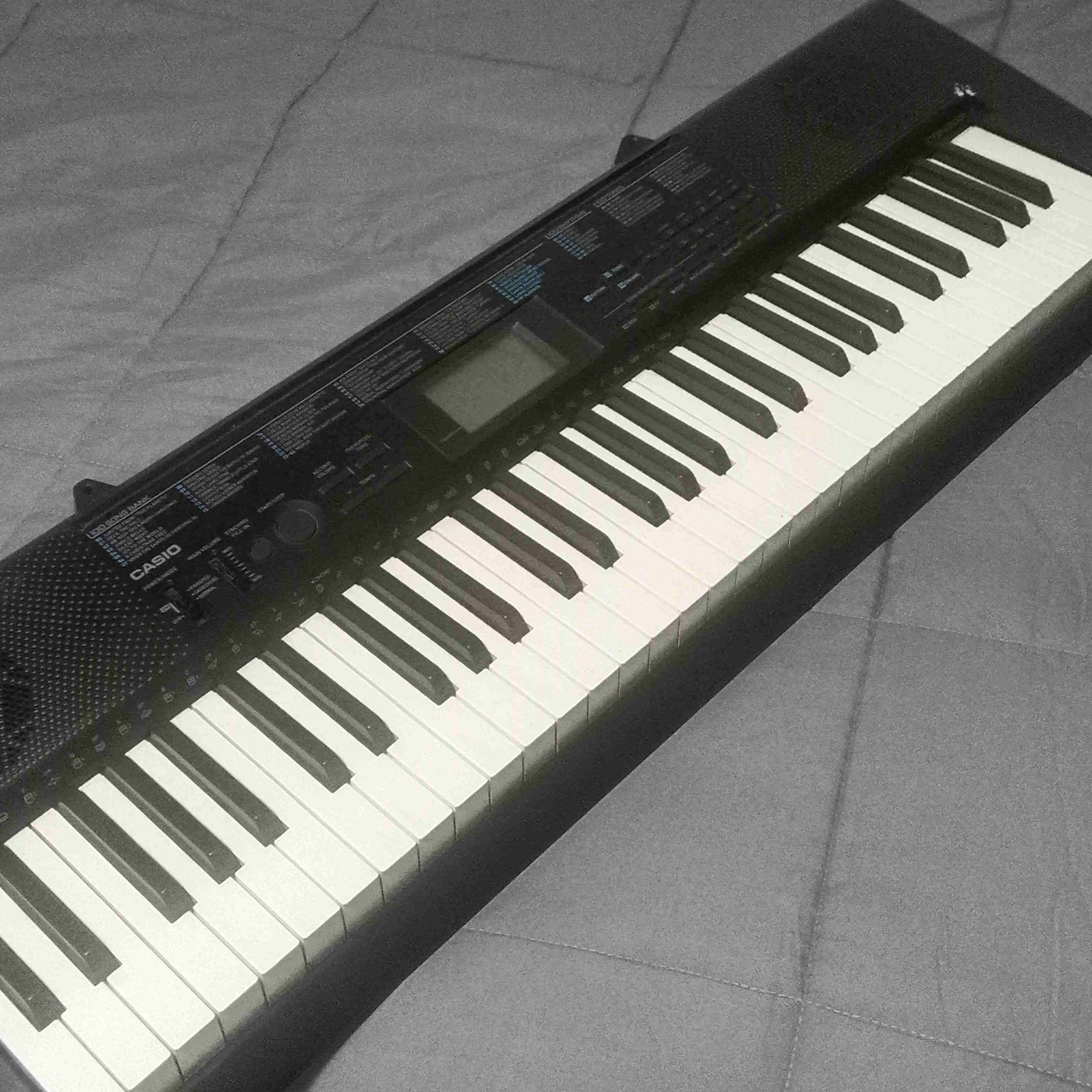 Teclado Casio CTK-480 negro - miniatura 1