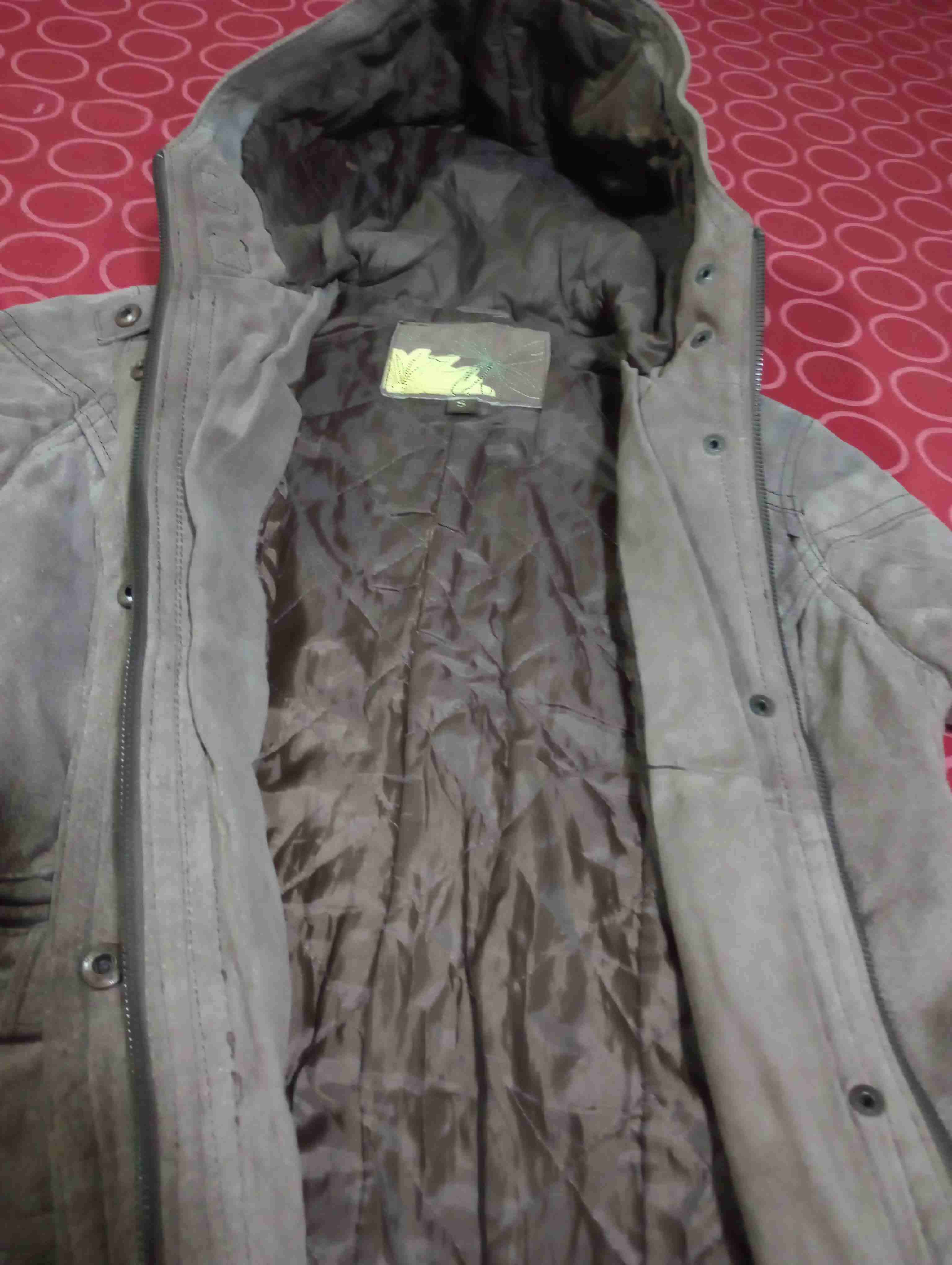 Chaqueta de abrigo con capucha - miniatura 2