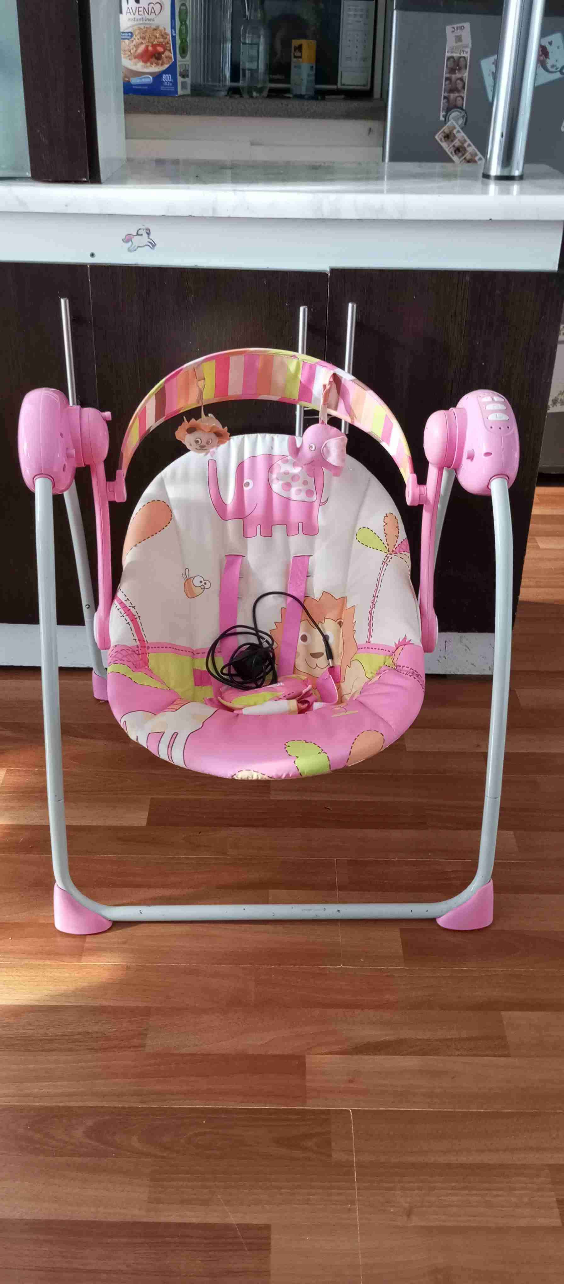 Columpio infantil musical rosado - miniatura 3