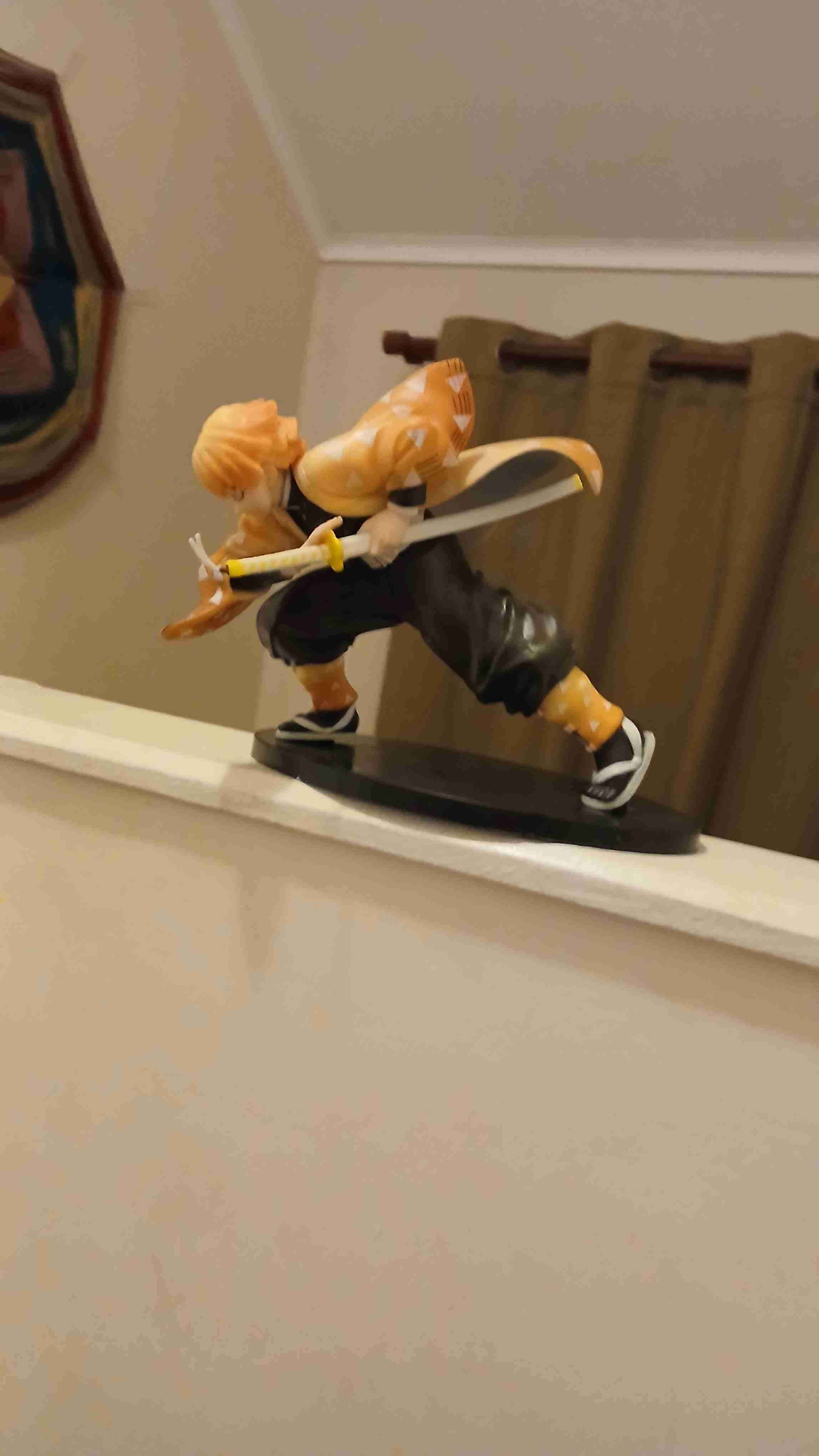 Figura Zenitsu Demon Slayer - 3