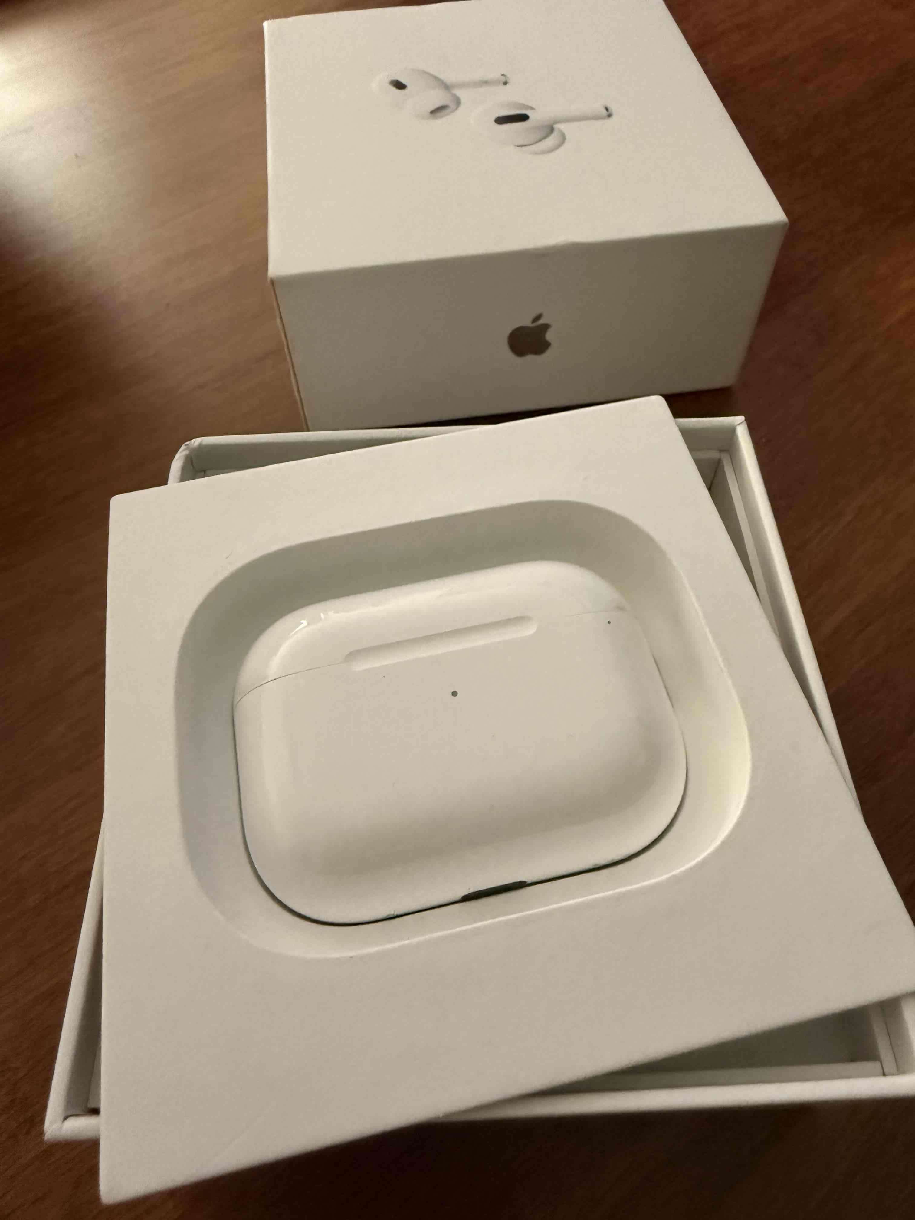 Auriculares inalámbricos blancos - miniatura 3