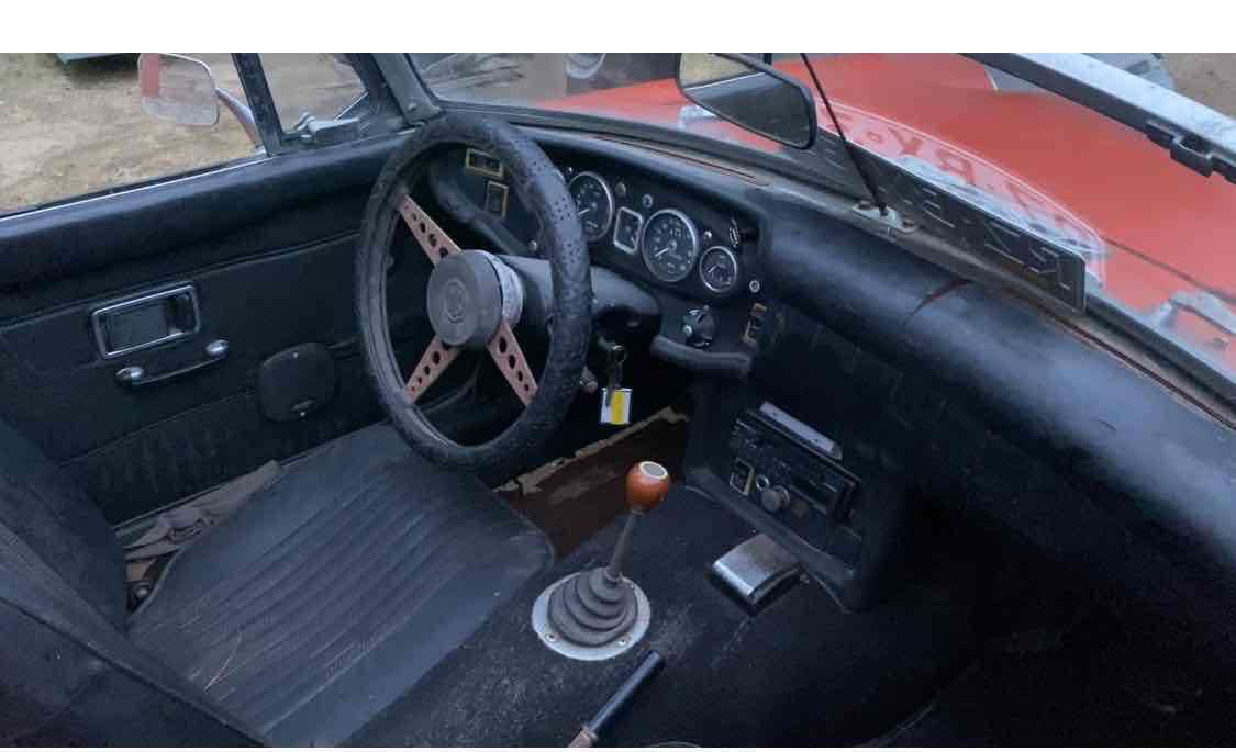 MG B 1971 auto clásico funcionando - 1