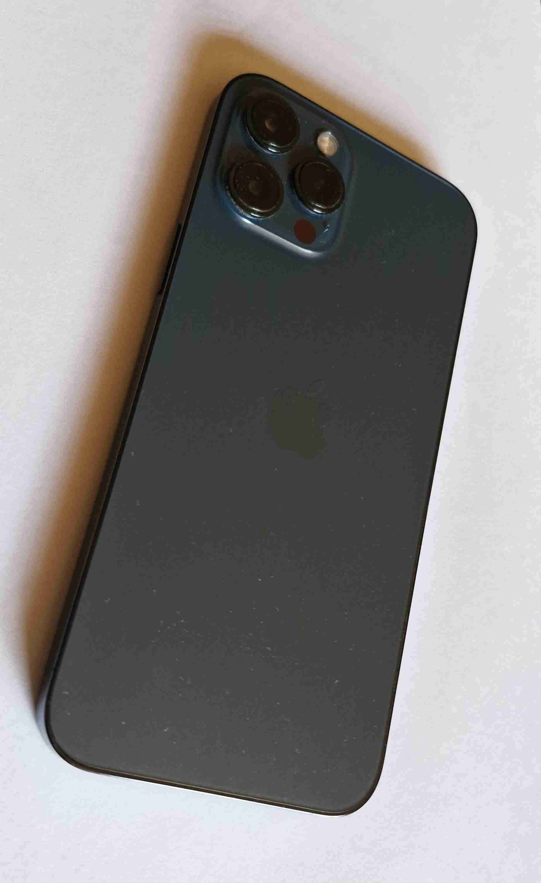 Teléfono IPhone 12 PRO-MAX - 4