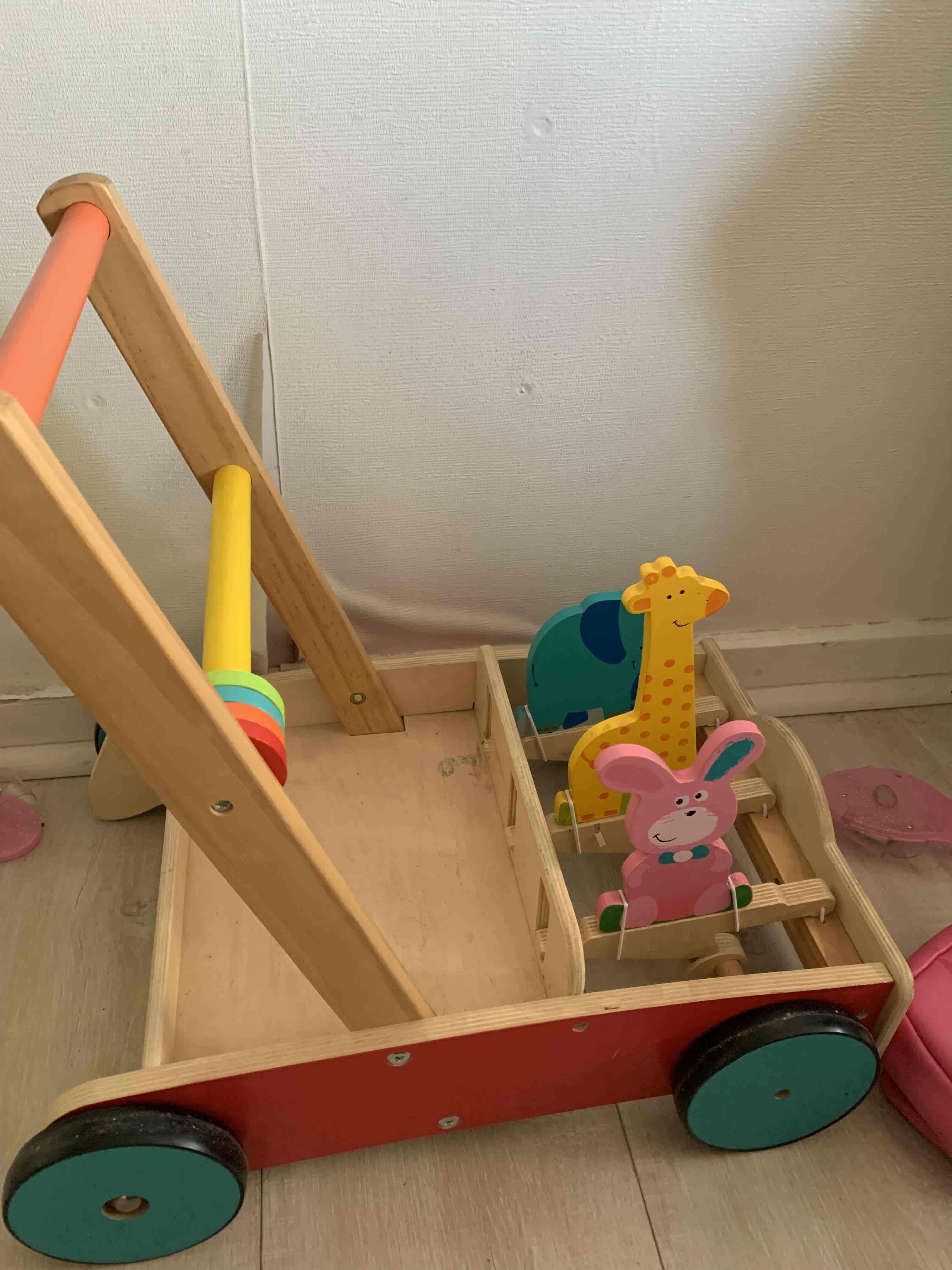 Carrito de empuje de madera - miniatura 1