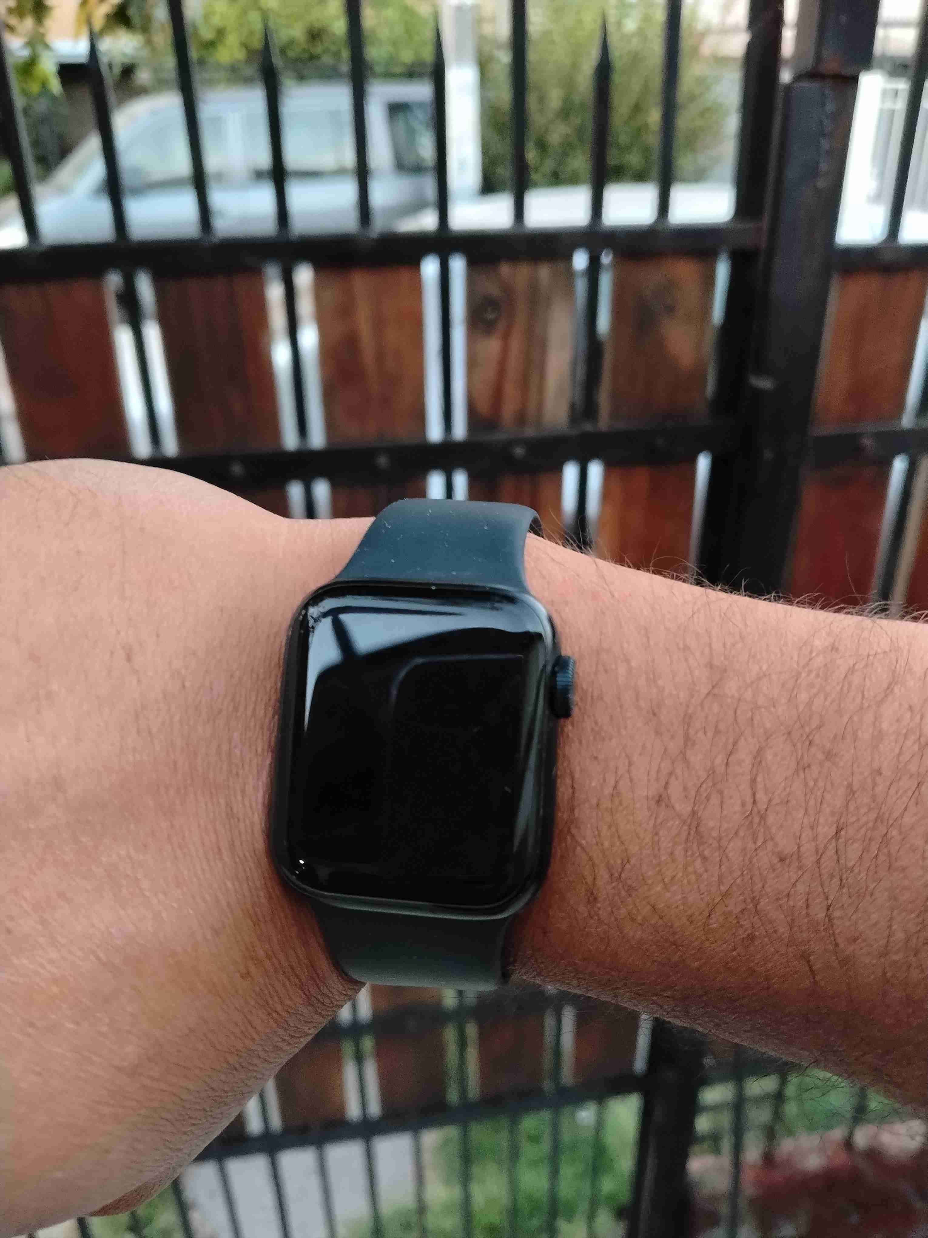 Apple Watch SE - 1
