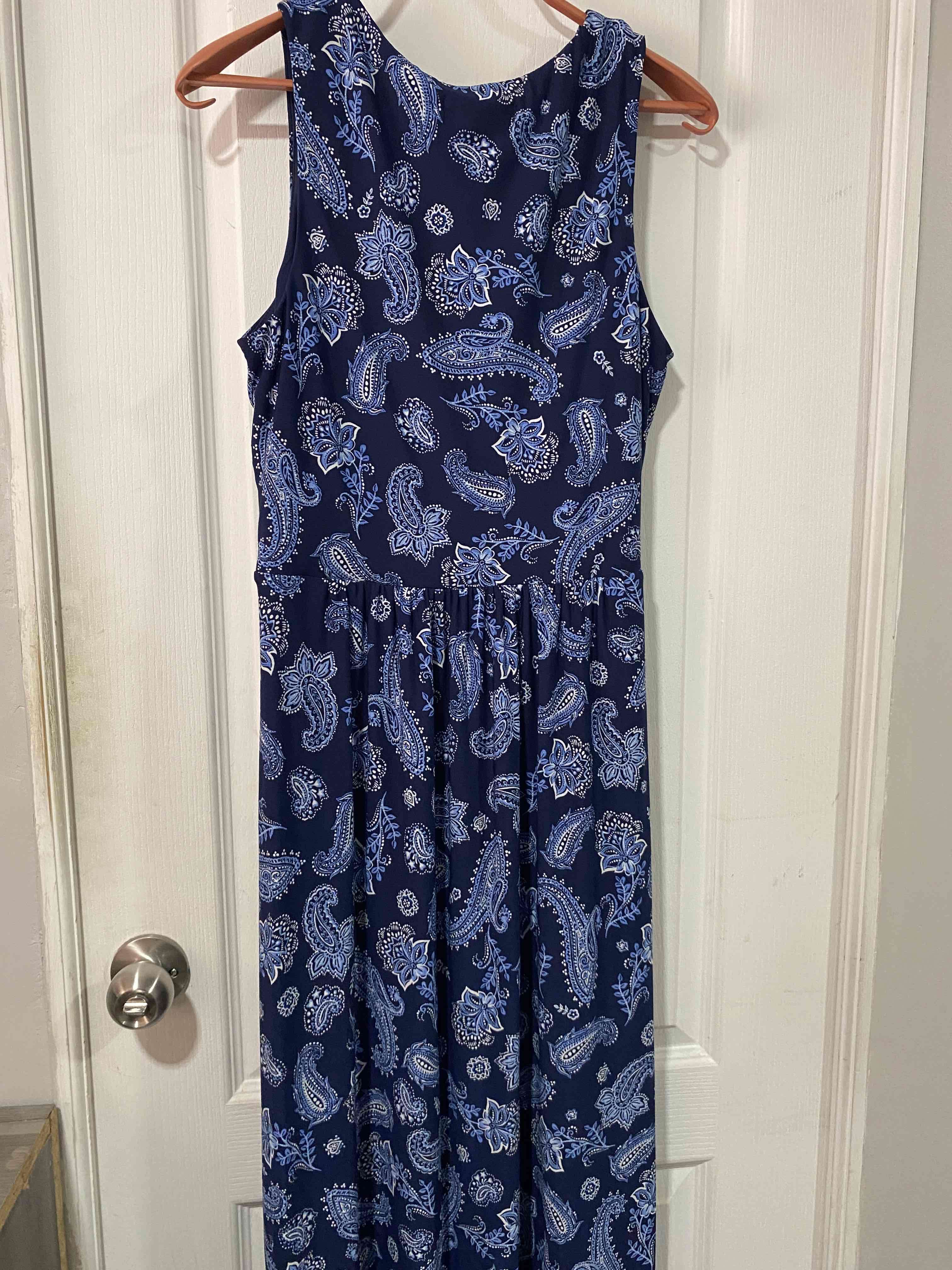 Vestido azul con estampado - 3