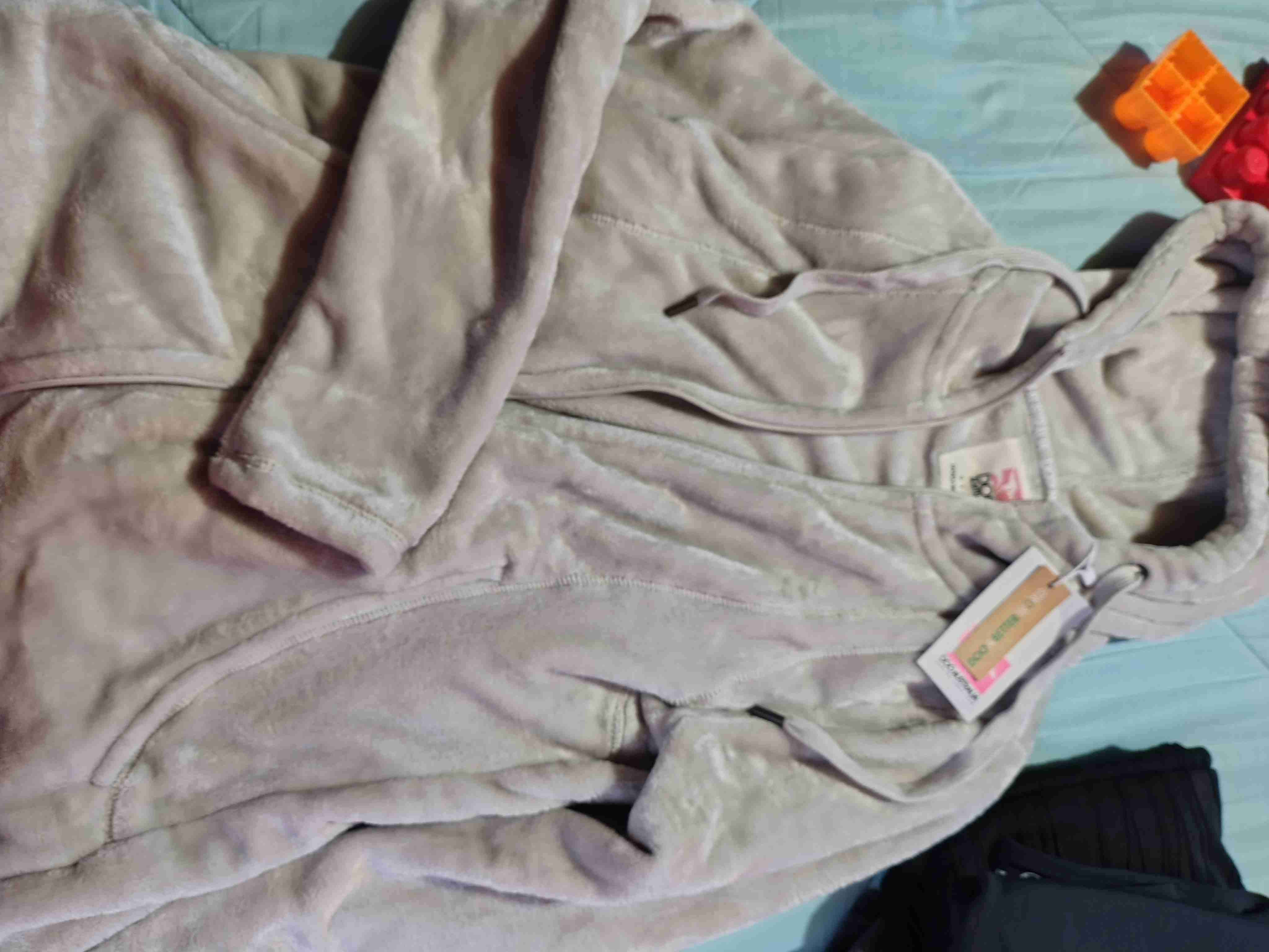 Calzas y poleron nuevos. - miniatura 4