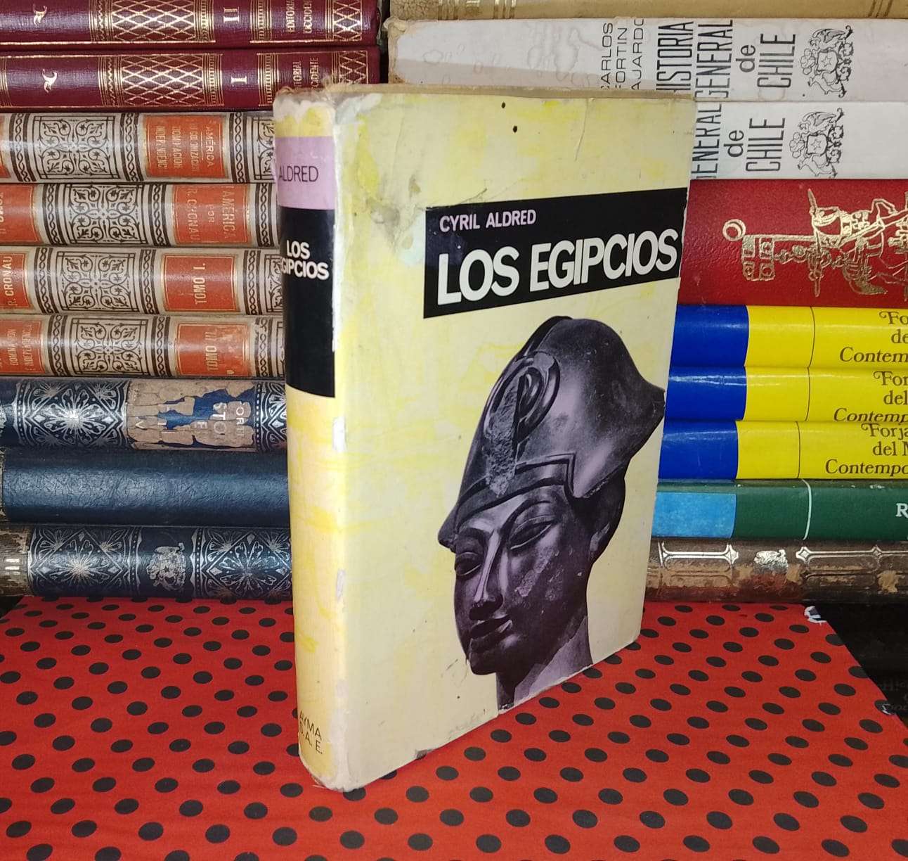 Libro 'Los Egipcios' de Cyril Aldred - 1