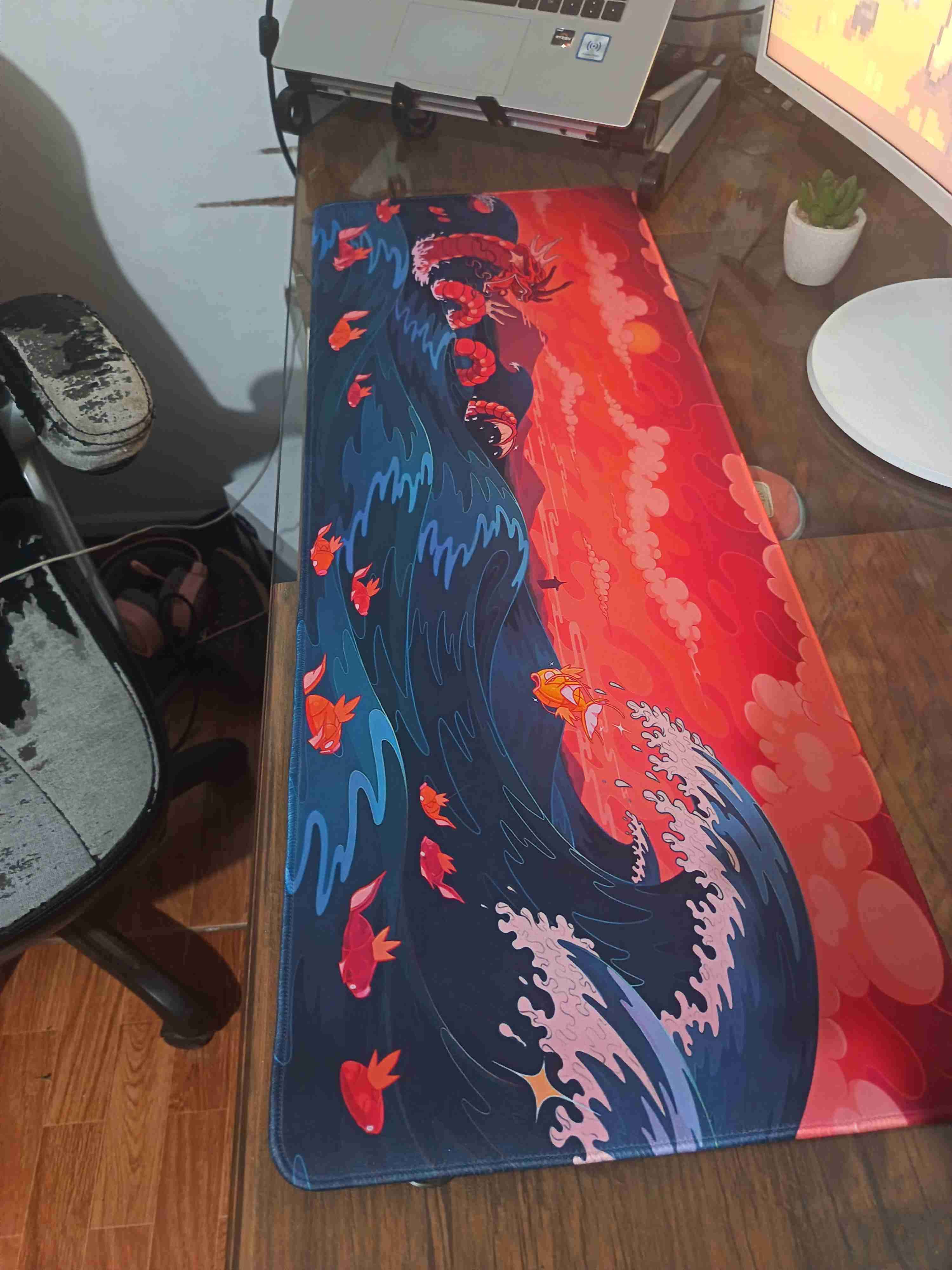 Alfombrilla de escritorio con diseño de pokemon - miniatura 1