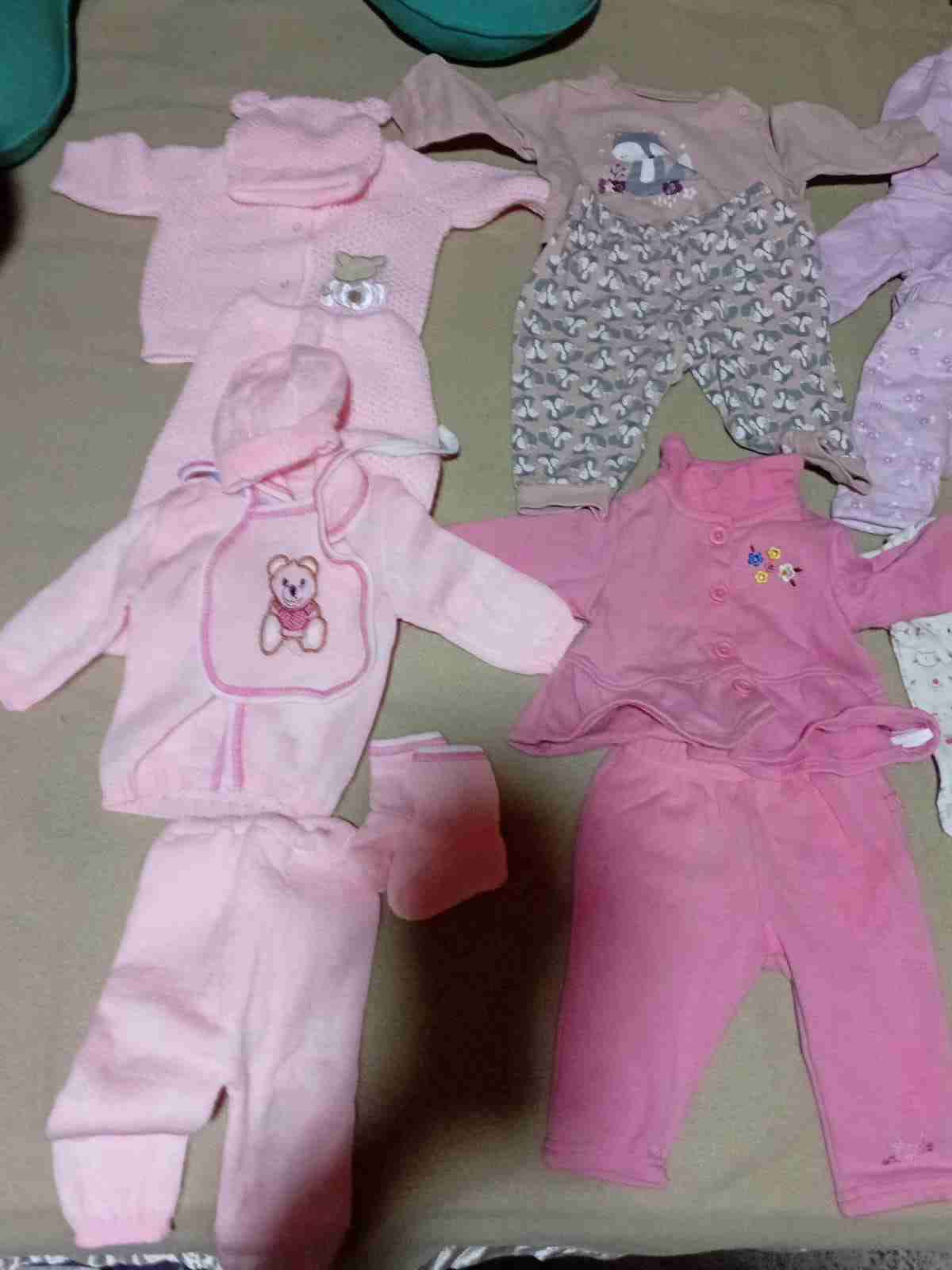 Ropa de bebé - miniatura 1