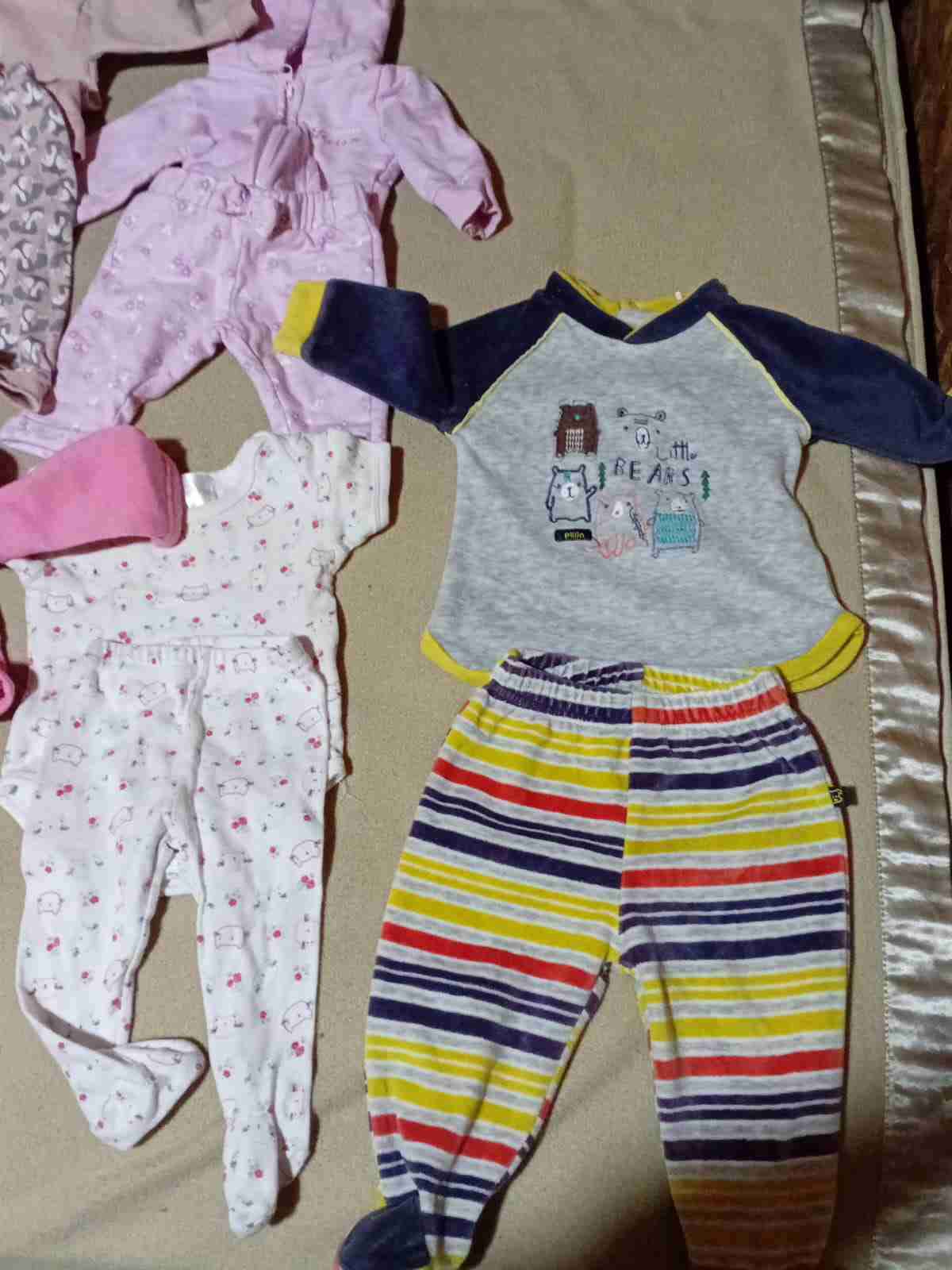 Ropa de bebé - miniatura 2