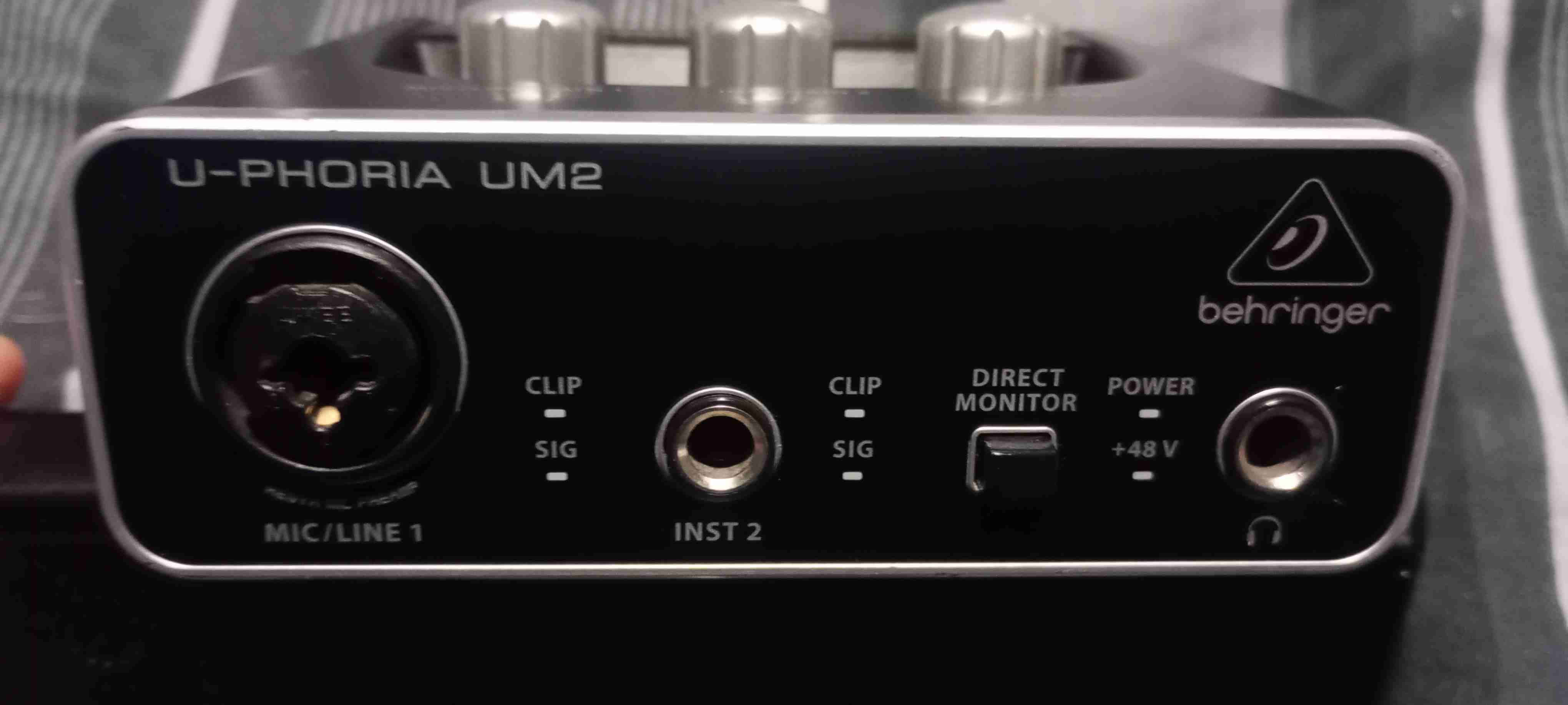 Interfaz de audio Behringer U-Phoria UM2 - miniatura 4
