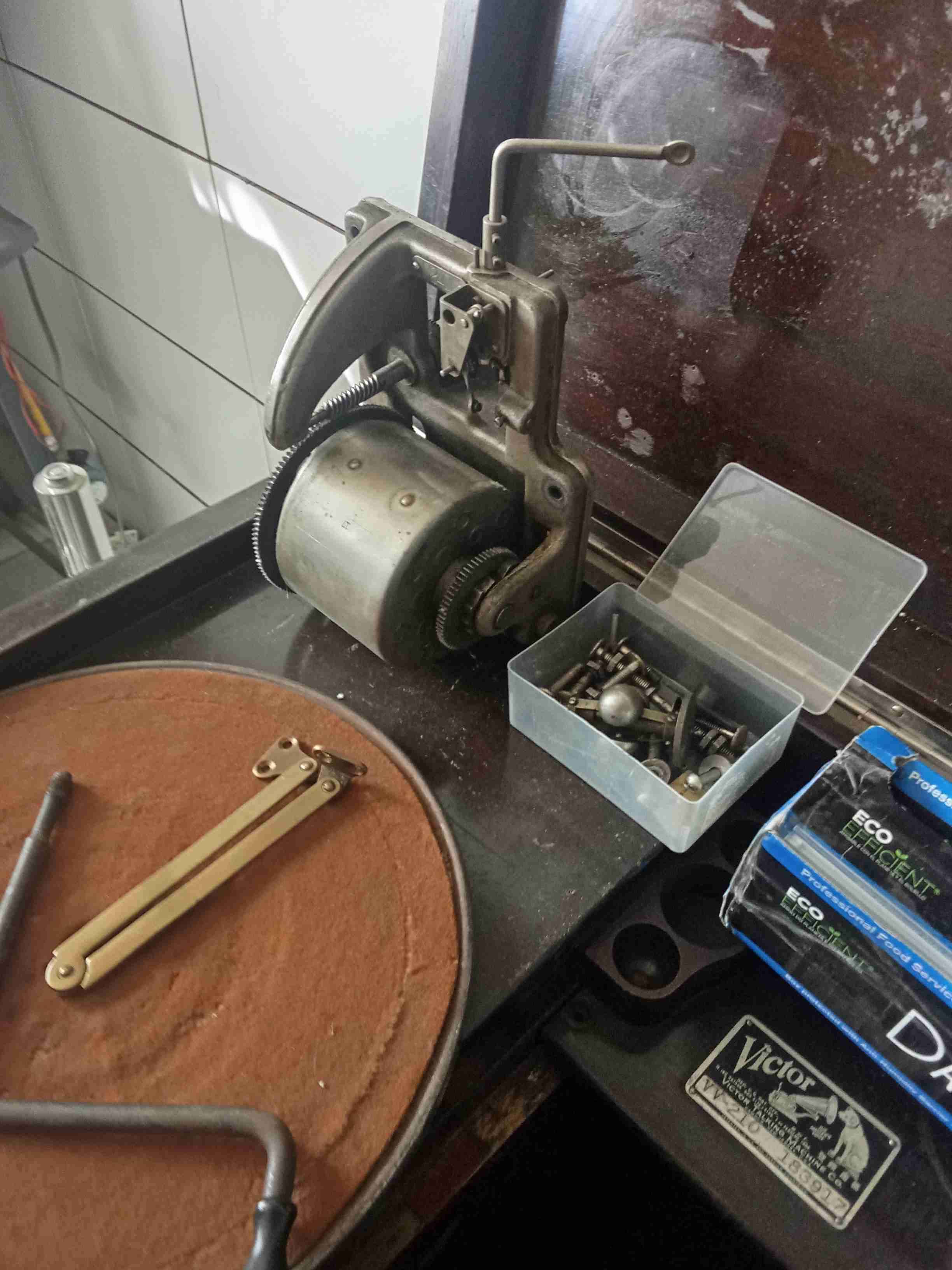 Vitrola y motor - miniatura 2