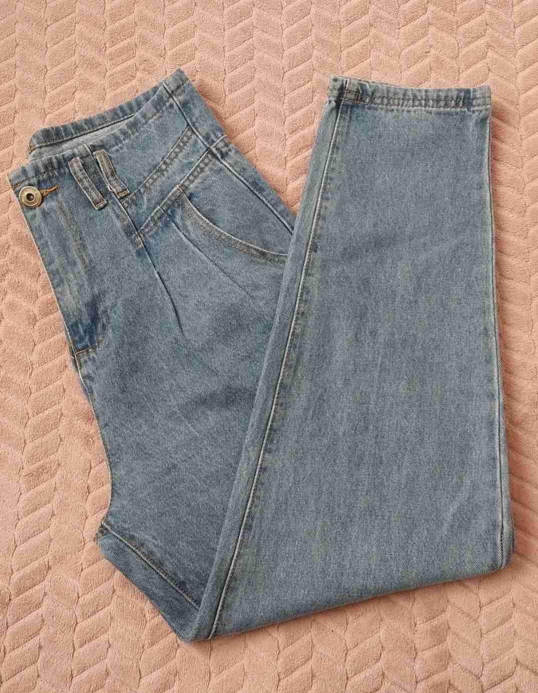 Jeans azul claro tiro alto - miniatura 1