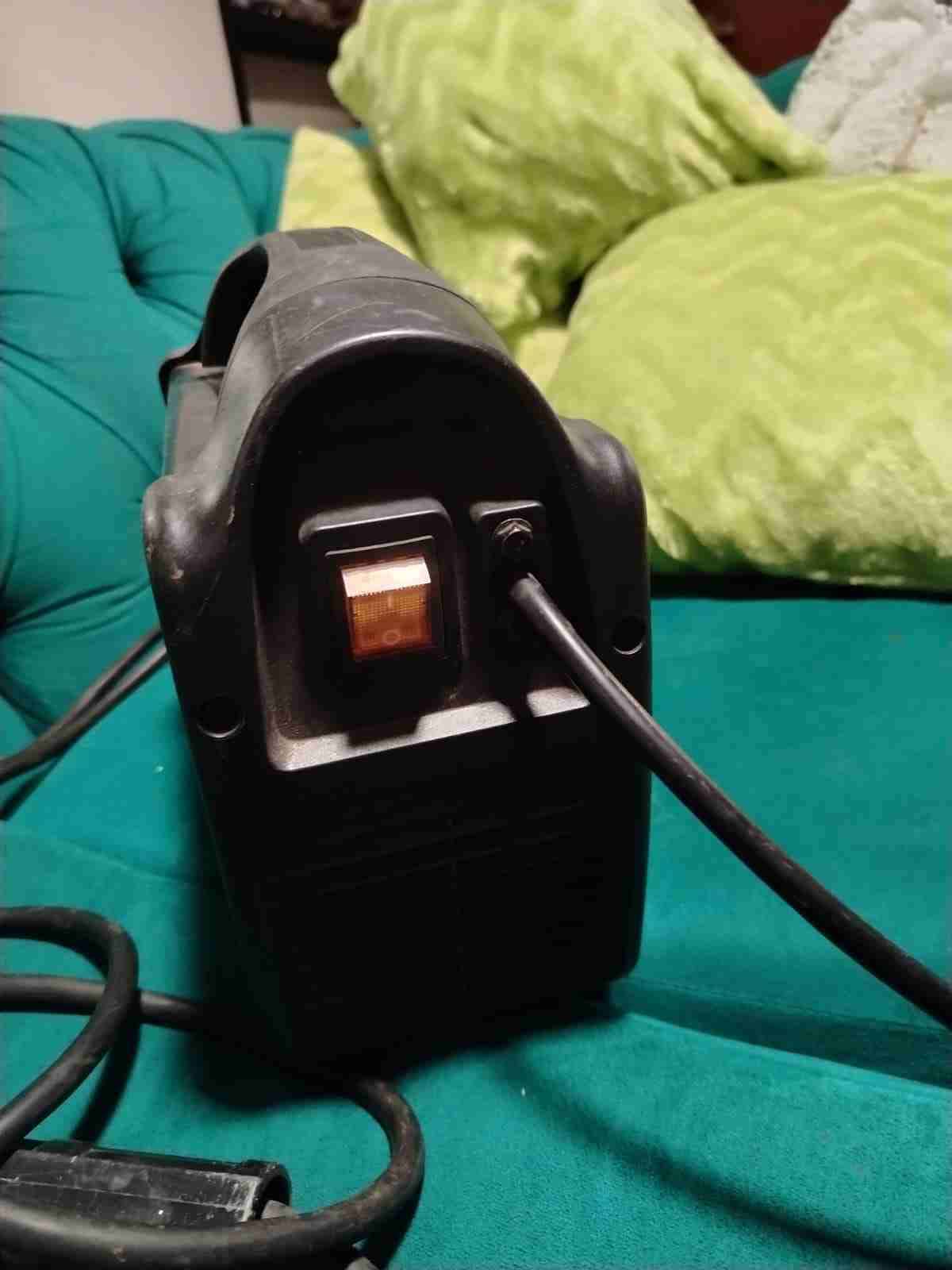 Maquina de soldar - miniatura 1