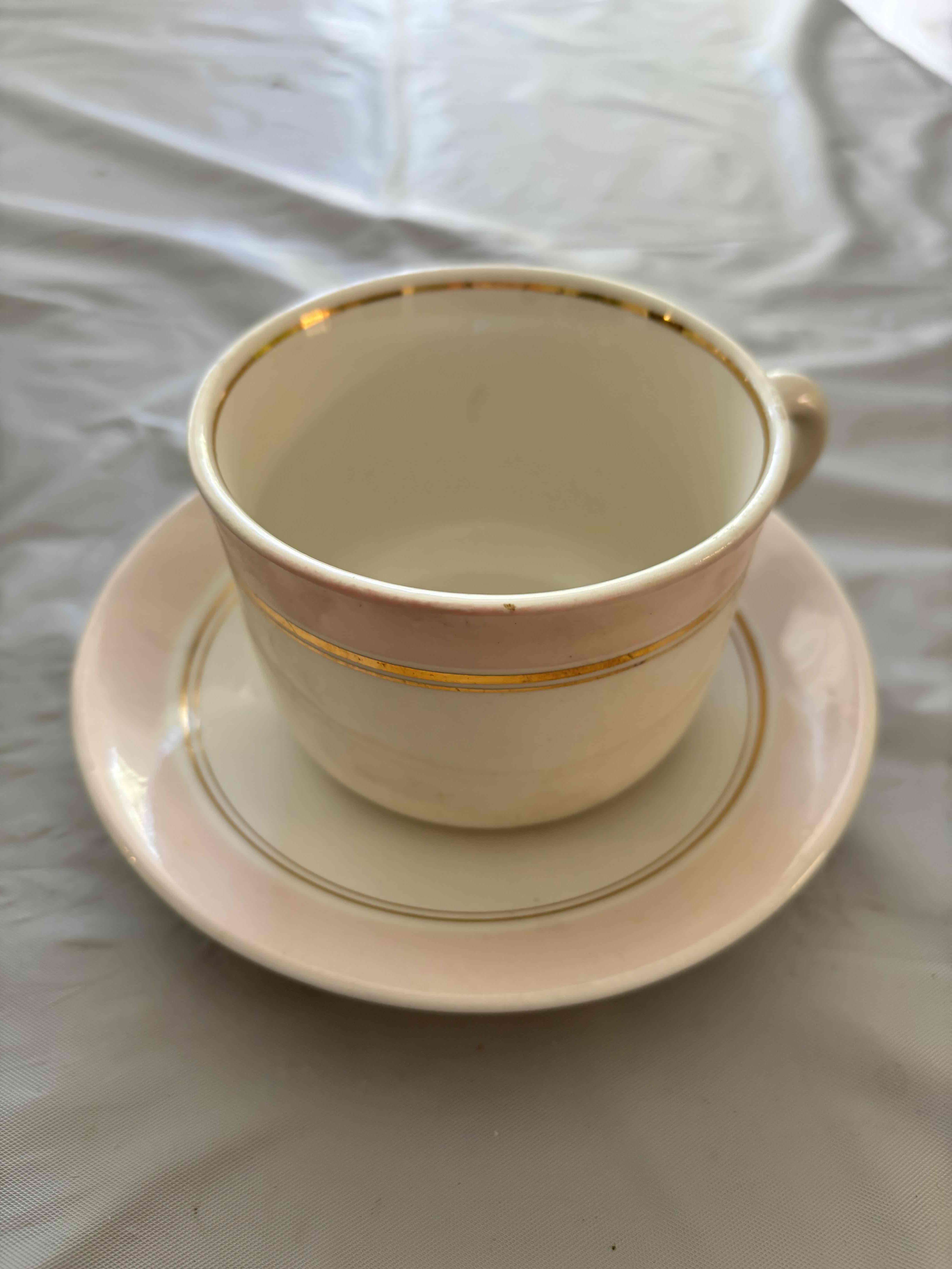 Juego de tazas de 6 con platos rosa dorados - 3