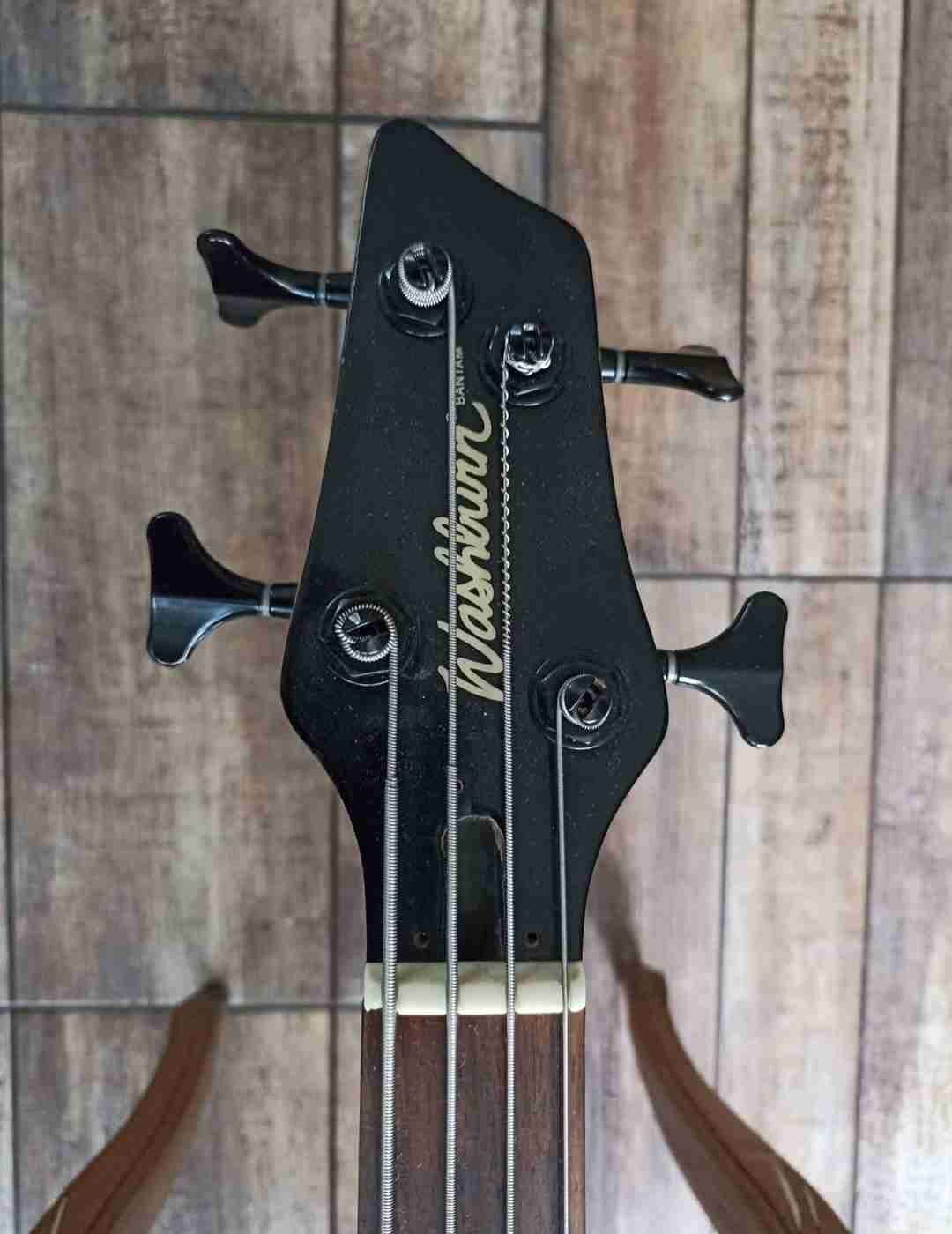 Bajo eléctrico Washburn Bantam XB100 - 2