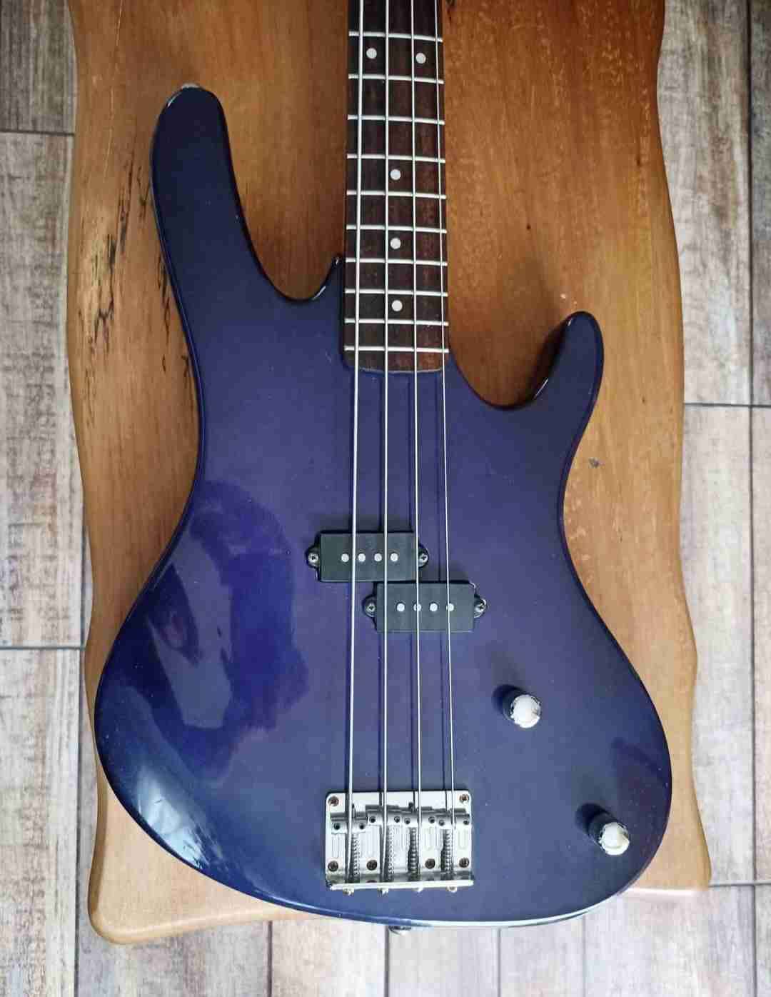 Bajo eléctrico Washburn Bantam XB100 - 4