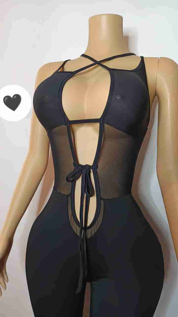 Enterito negro con detalles transparentes - 1