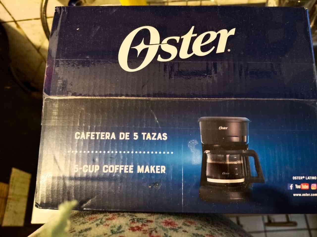 Cafetera Oster 5 tazas nueva - 2