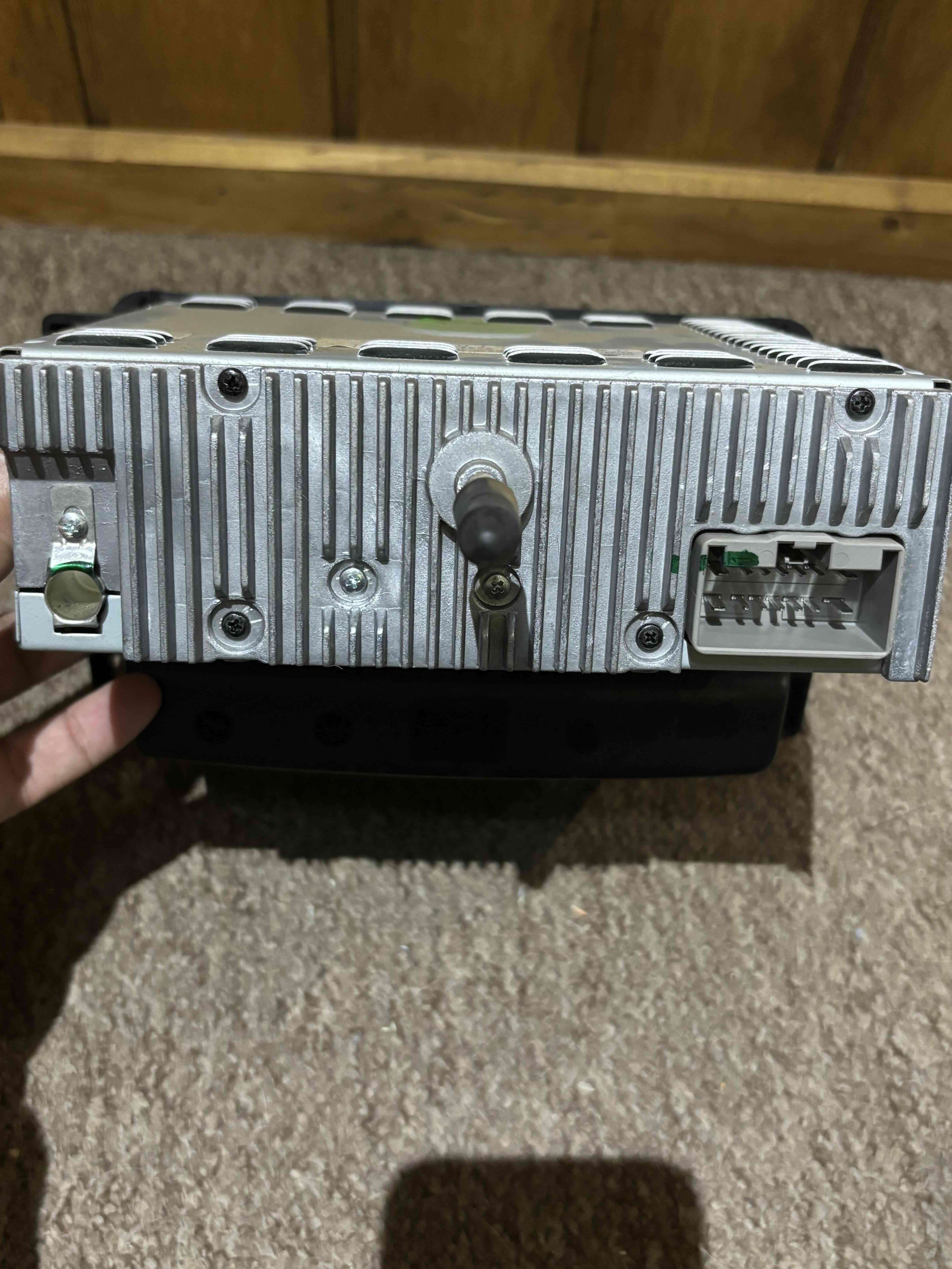 Radio de auto Chevrolet Sail - miniatura 2