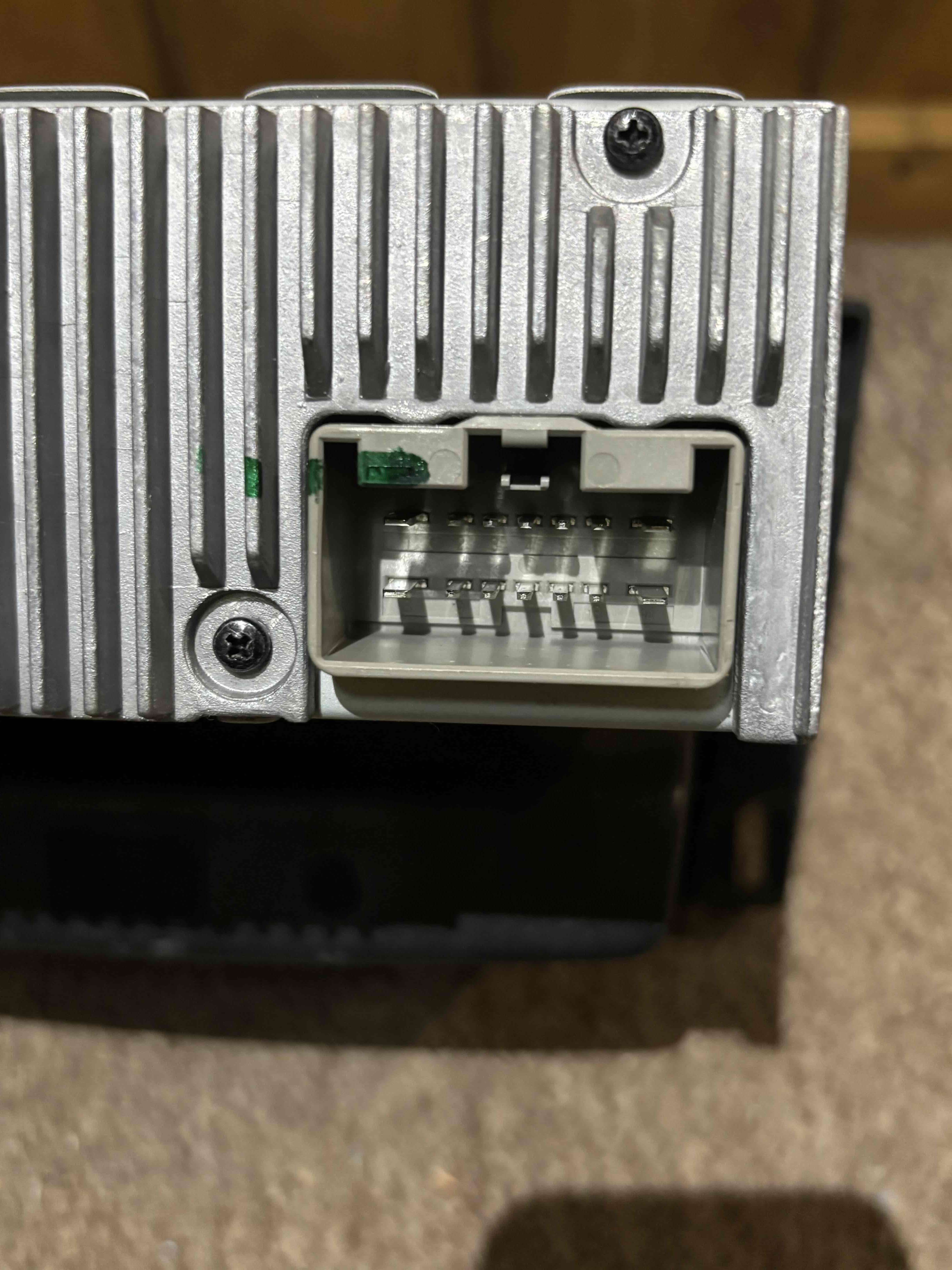 Radio de auto Chevrolet Sail - miniatura 3