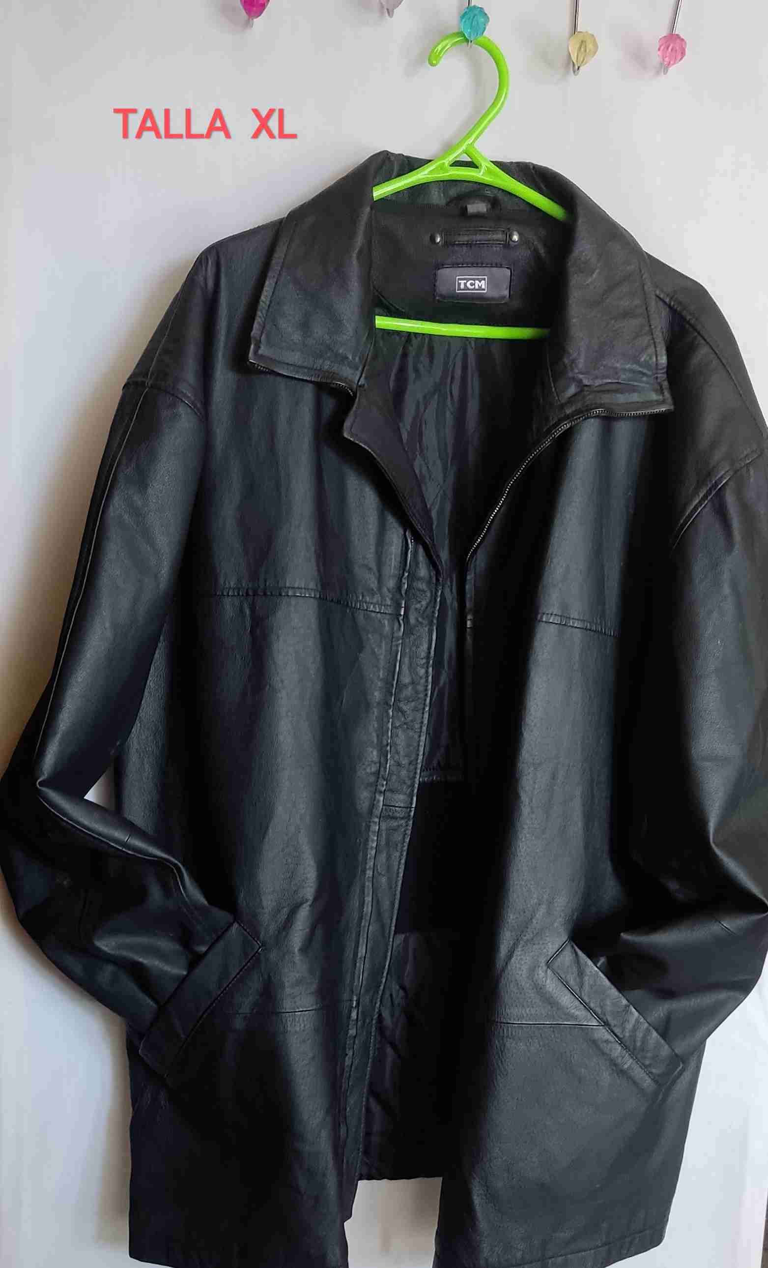 Abrigo de cuero negro - miniatura 3