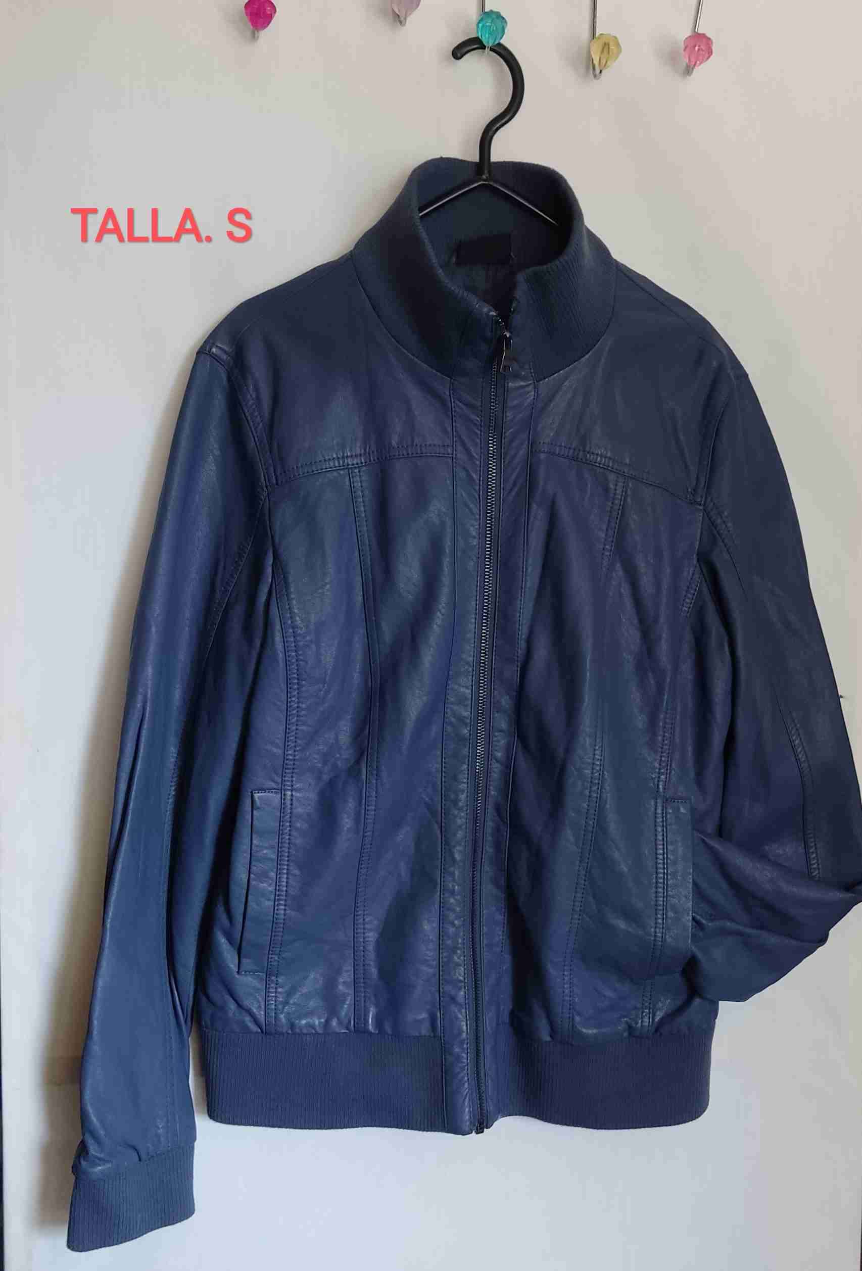 Abrigo de cuero negro - miniatura 6