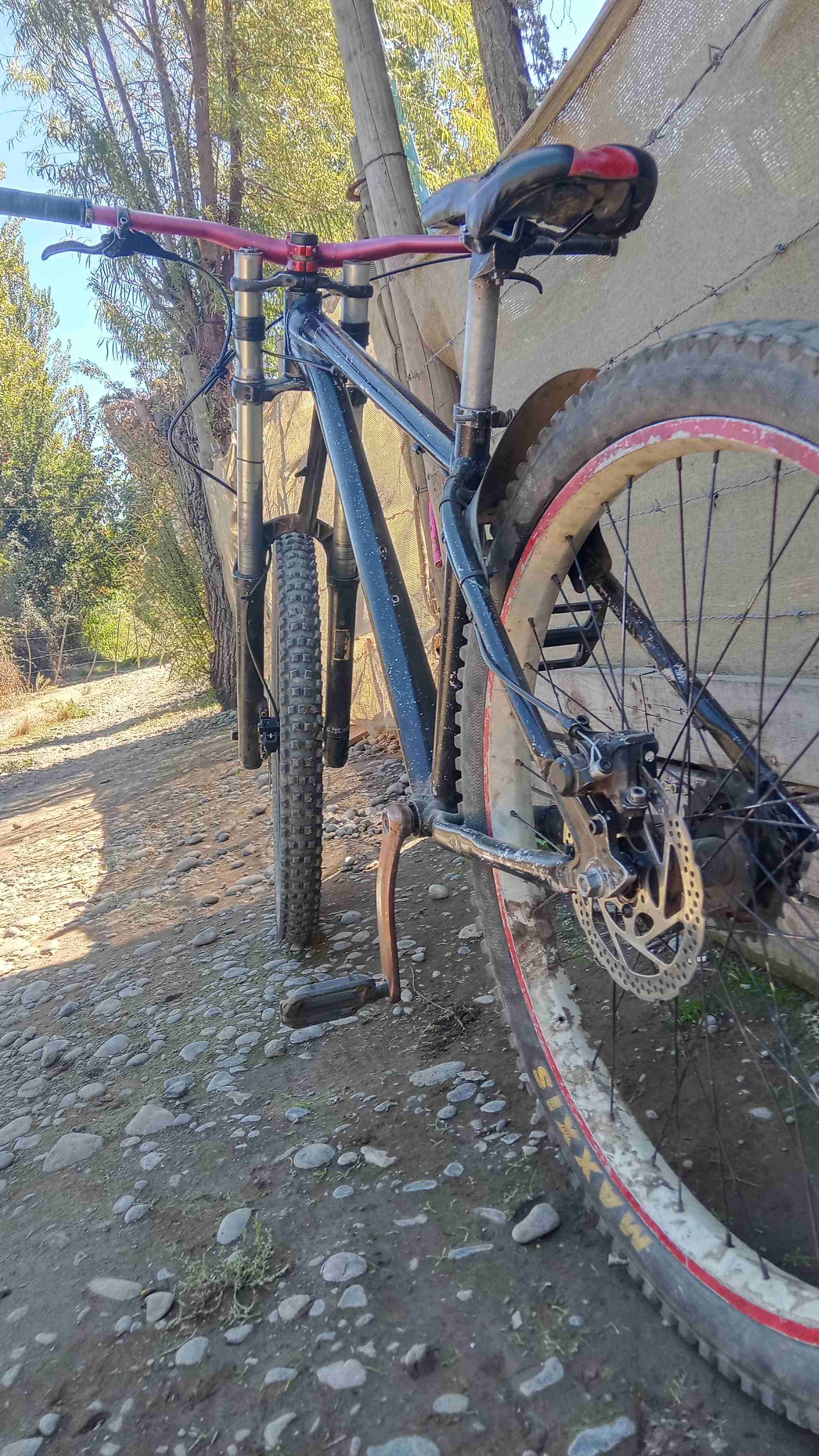 Bicicleta Rigida DH - miniatura 2