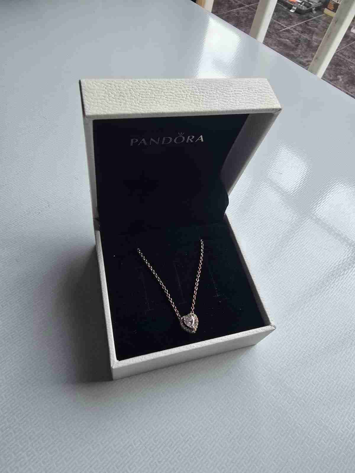 Collar Pandora Corazón Reluciente - miniatura 2