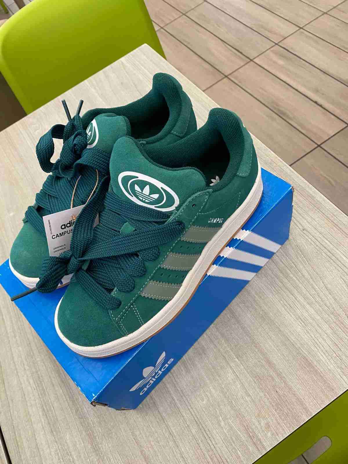 Zapatillas verdes Adidas Campus