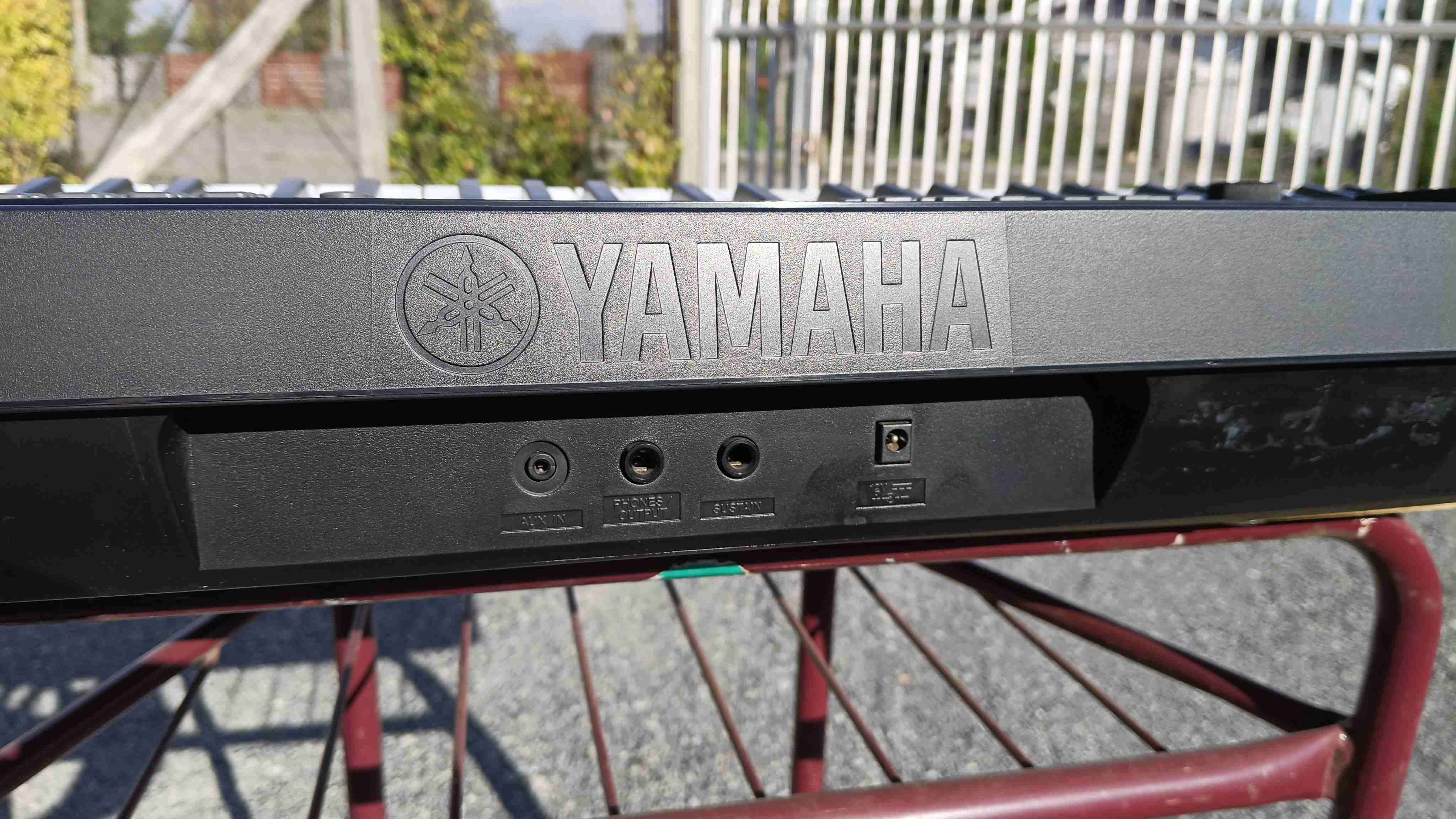 🎹 Teclado Yamaha PSR-E263 – Excelente Estado - miniatura 2