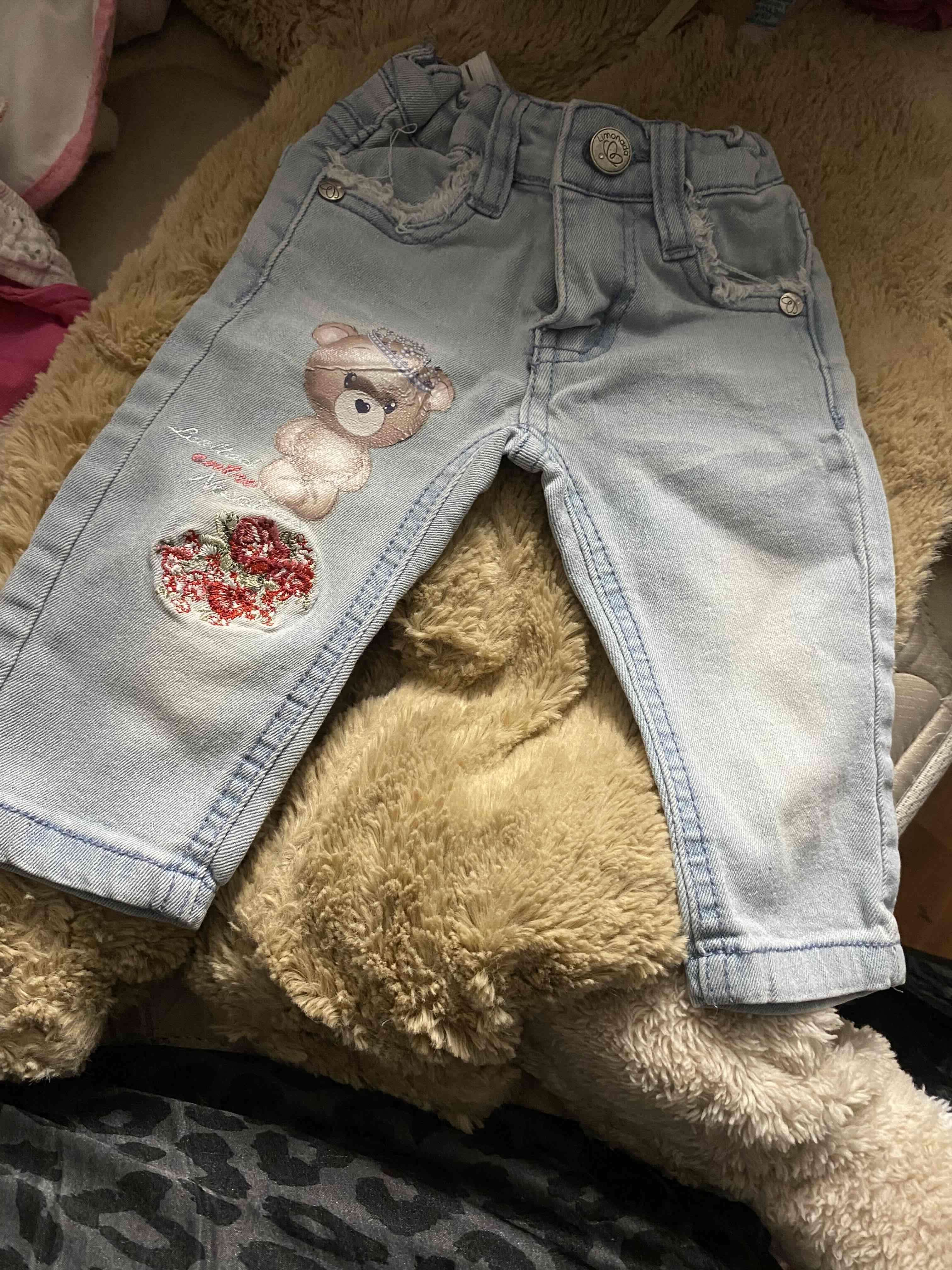 Jeans de bebé con diseño - miniatura 1